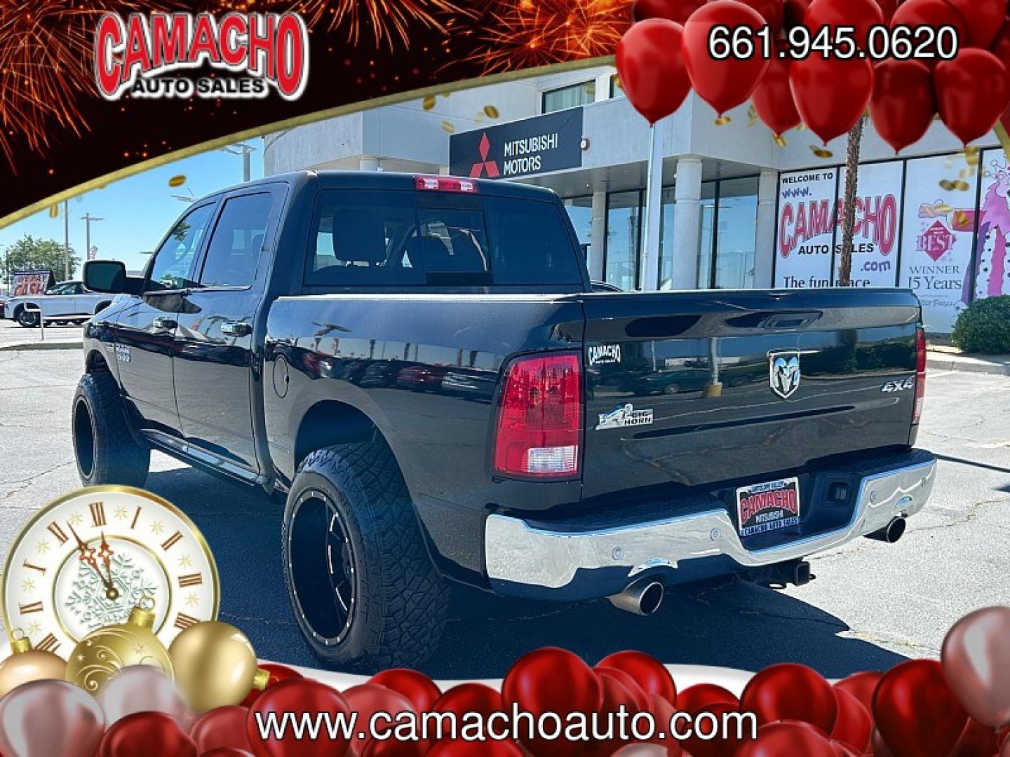 2017 BLACK Ram 1500 4WD (3C6RR7LTXHG) with an V8 HEMI 5.7 Liter engine, Automatic 8-Spd transmission, located at 412 Auto Vista Drive, Palmdale, CA, 93551, (661) 945-0620, 34.592636, -118.136681 - Photo#4