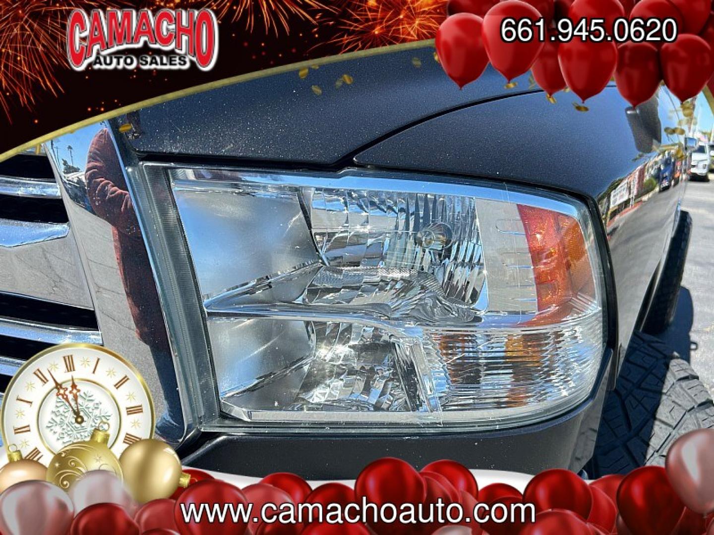2017 BLACK Ram 1500 4WD (3C6RR7LTXHG) with an V8 HEMI 5.7 Liter engine, Automatic 8-Spd transmission, located at 412 Auto Vista Drive, Palmdale, CA, 93551, (661) 945-0620, 34.592636, -118.136681 - Photo#5