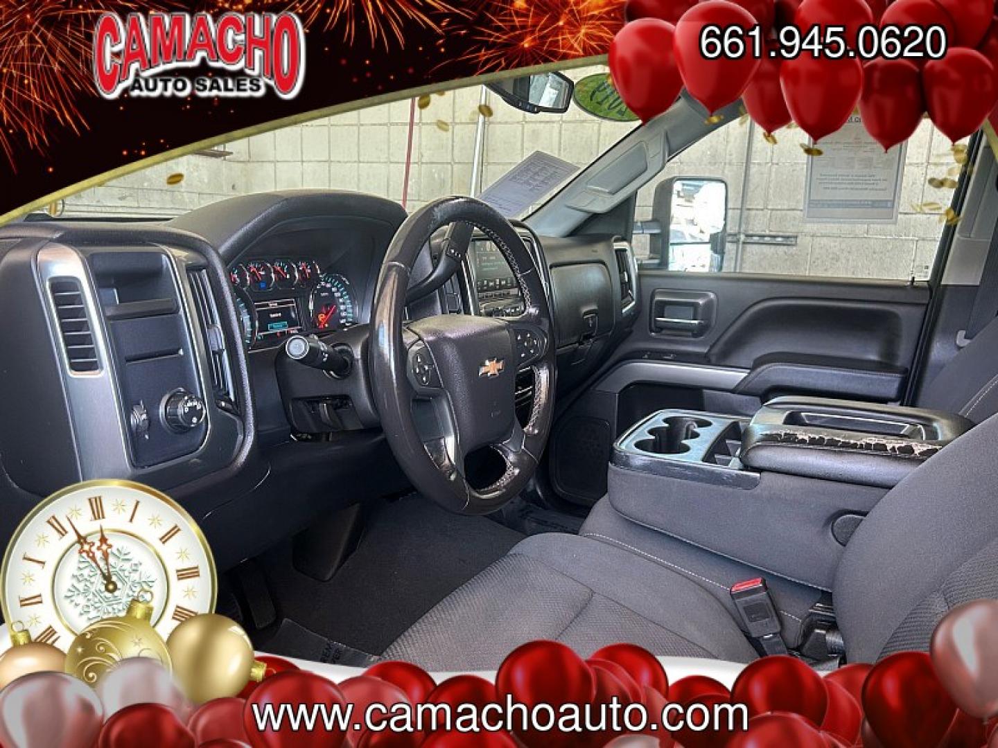 2019 GRAY Chevrolet Silverado 1500 2WD (2GCRCPEC1K1) with an 8-Cyl 5.3 Liter engine, Automatic 6-Spd HD w/Overdrive transmission, located at 412 Auto Vista Drive, Palmdale, CA, 93551, (661) 945-0620, 34.592636, -118.136681- Photo#17