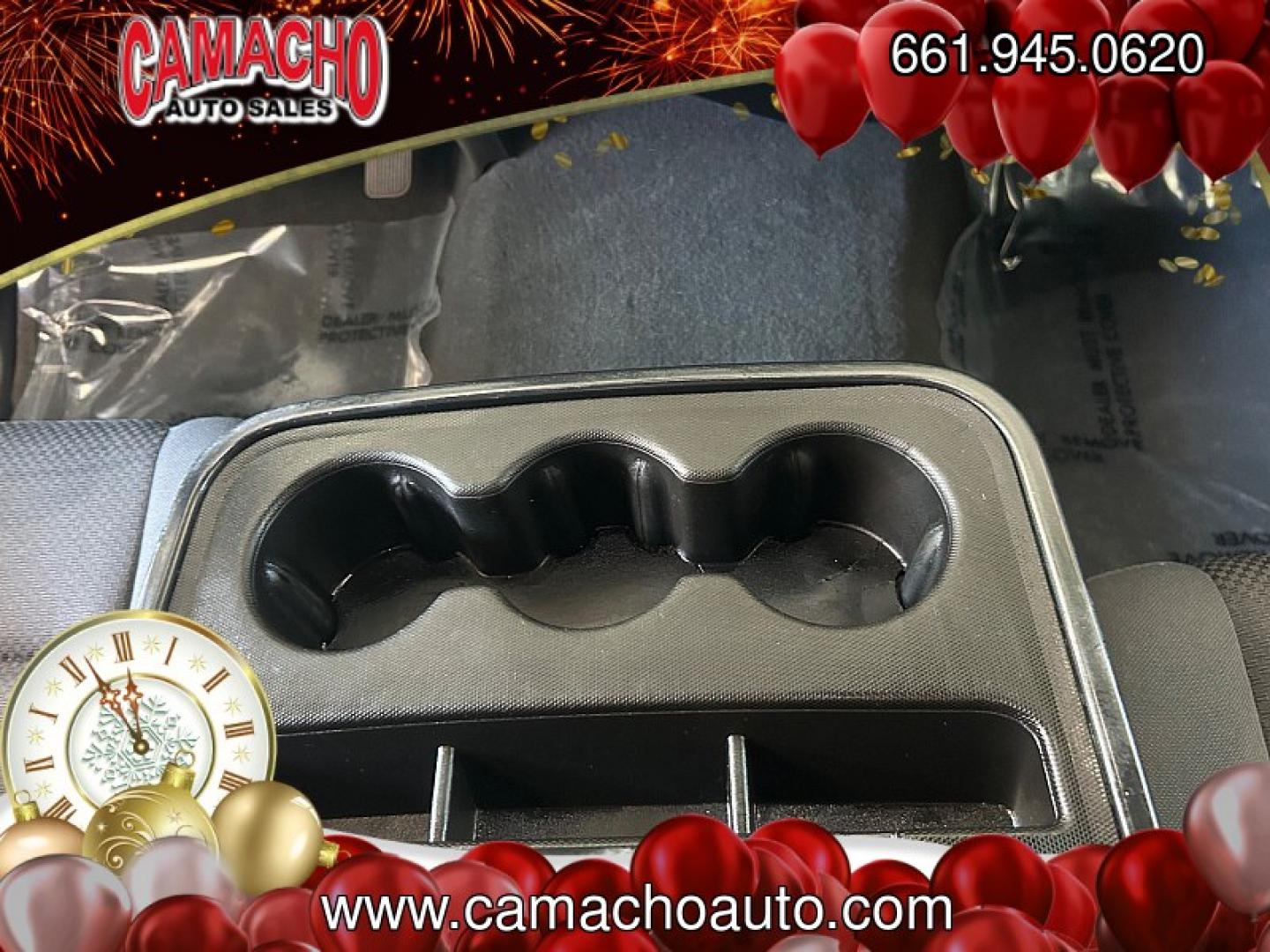 2019 GRAY Chevrolet Silverado 1500 2WD (2GCRCPEC1K1) with an 8-Cyl 5.3 Liter engine, Automatic 6-Spd HD w/Overdrive transmission, located at 412 Auto Vista Drive, Palmdale, CA, 93551, (661) 945-0620, 34.592636, -118.136681- Photo#21