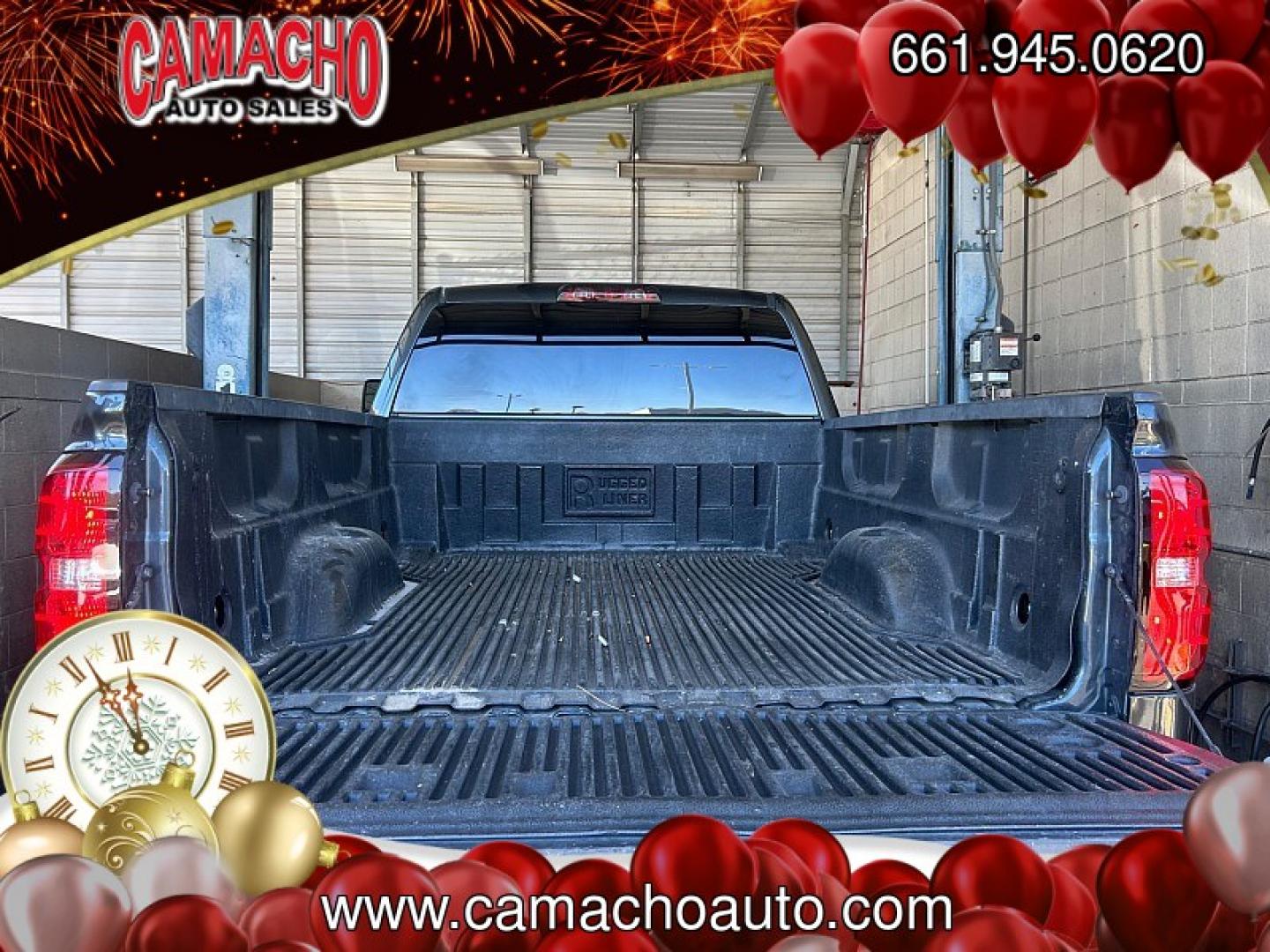 2019 GRAY Chevrolet Silverado 1500 2WD (2GCRCPEC1K1) with an 8-Cyl 5.3 Liter engine, Automatic 6-Spd HD w/Overdrive transmission, located at 412 Auto Vista Drive, Palmdale, CA, 93551, (661) 945-0620, 34.592636, -118.136681- Photo#25