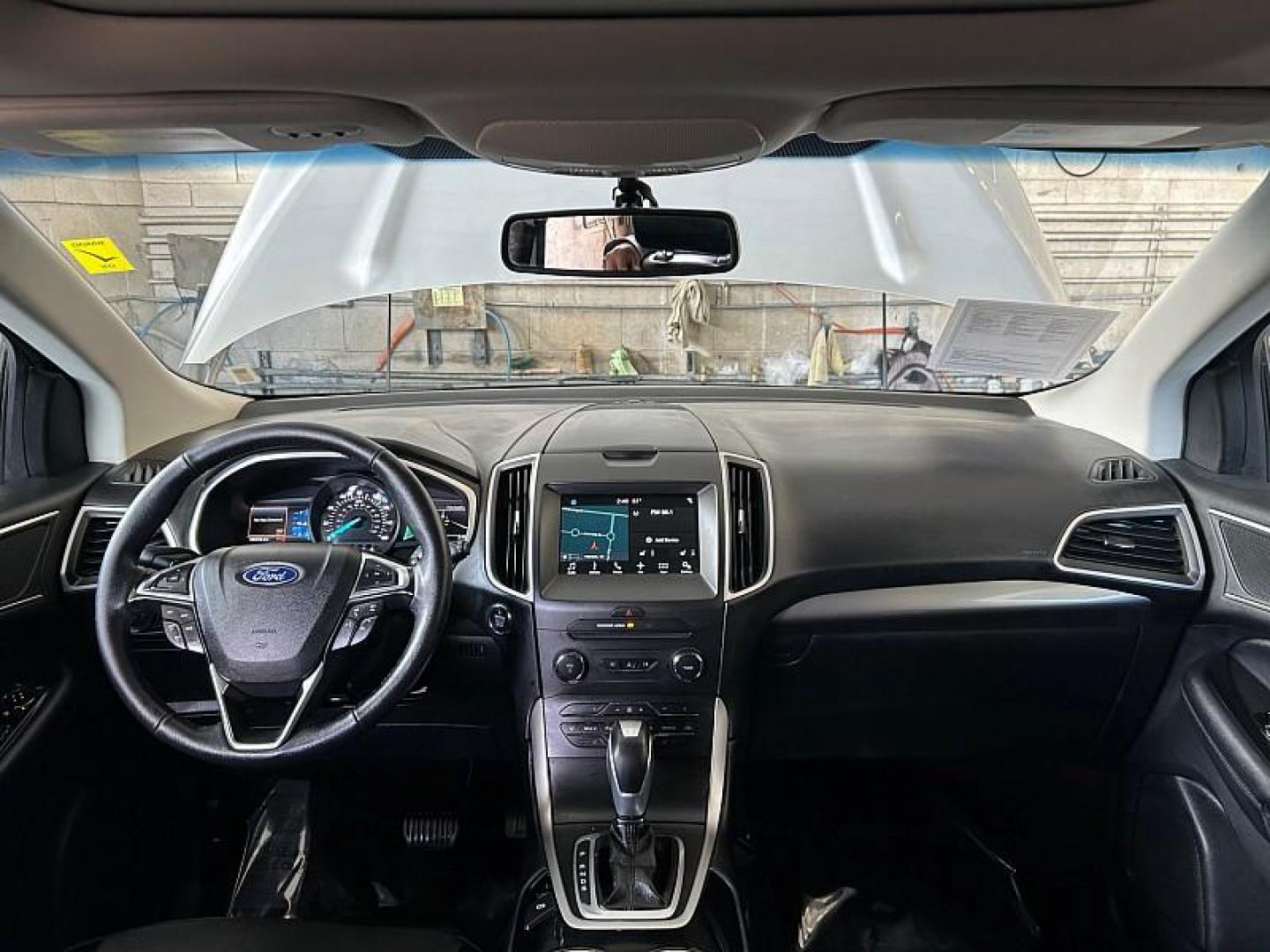 2018 GRAY Ford Edge (2FMPK3J93JB) with an 4-Cyl EcoBoost 2.0L engine, Auto 6-Spd SelShft transmission, located at 412 Auto Vista Drive, Palmdale, CA, 93551, (661) 945-0620, 34.592636, -118.136681 - Photo#22