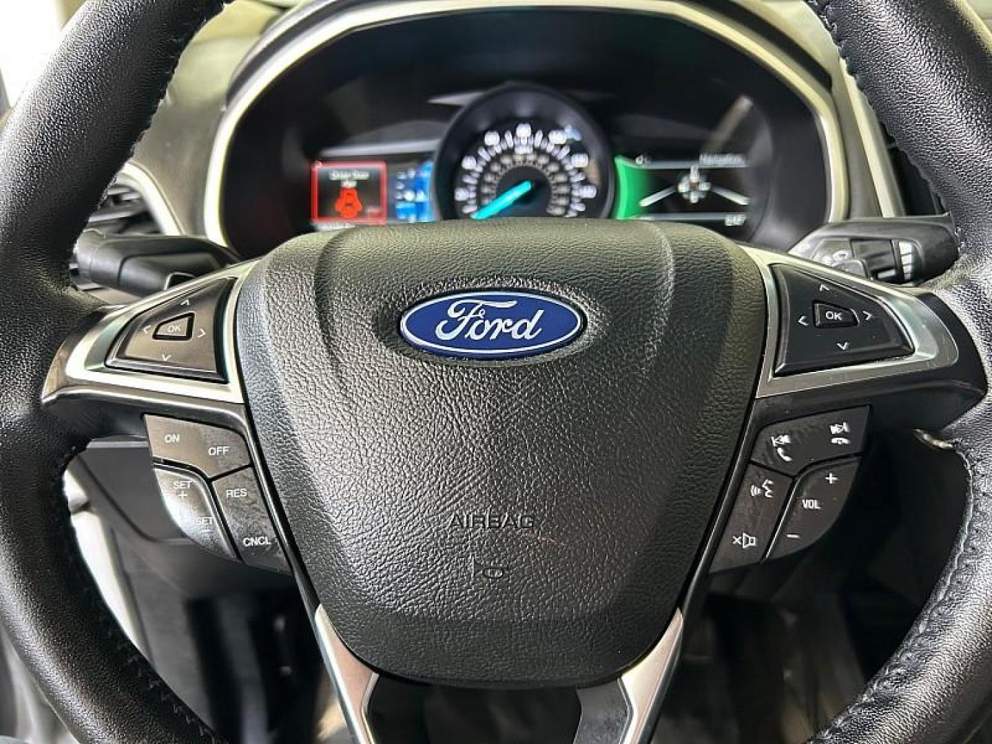2018 GRAY Ford Edge (2FMPK3J93JB) with an 4-Cyl EcoBoost 2.0L engine, Auto 6-Spd SelShft transmission, located at 412 Auto Vista Drive, Palmdale, CA, 93551, (661) 945-0620, 34.592636, -118.136681 - Photo#23