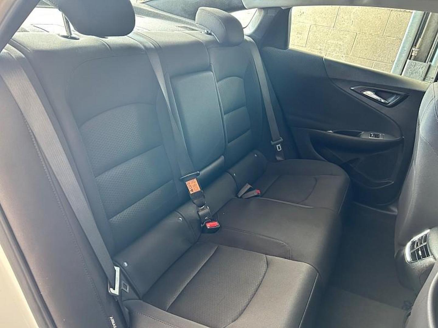 2024 WHITE Chevrolet Malibu (1G1ZD5ST5RF) with an 4-Cyl Turbo 1.5 Liter engine, Automatic CVT transmission, located at 412 Auto Vista Drive, Palmdale, CA, 93551, (661) 945-0620, 34.592636, -118.136681 - Photo#28