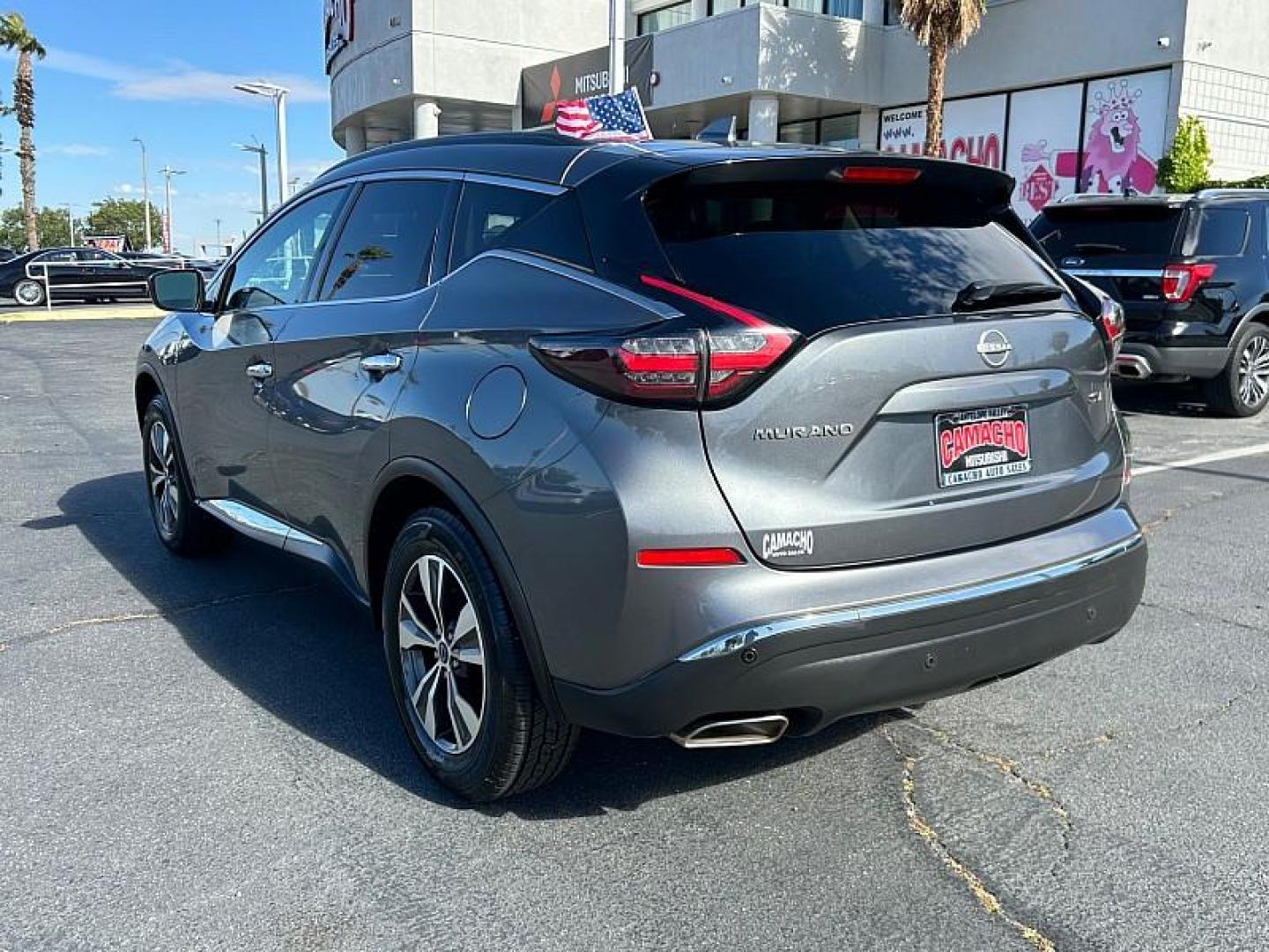 2023 GRAY Nissan Murano (5N1AZ2BJ5PC) with an V6 3.5 Liter engine, Automatic Xtronic CVT transmission, located at 412 Auto Vista Drive, Palmdale, CA, 93551, (661) 945-0620, 34.592636, -118.136681 - Photo#4