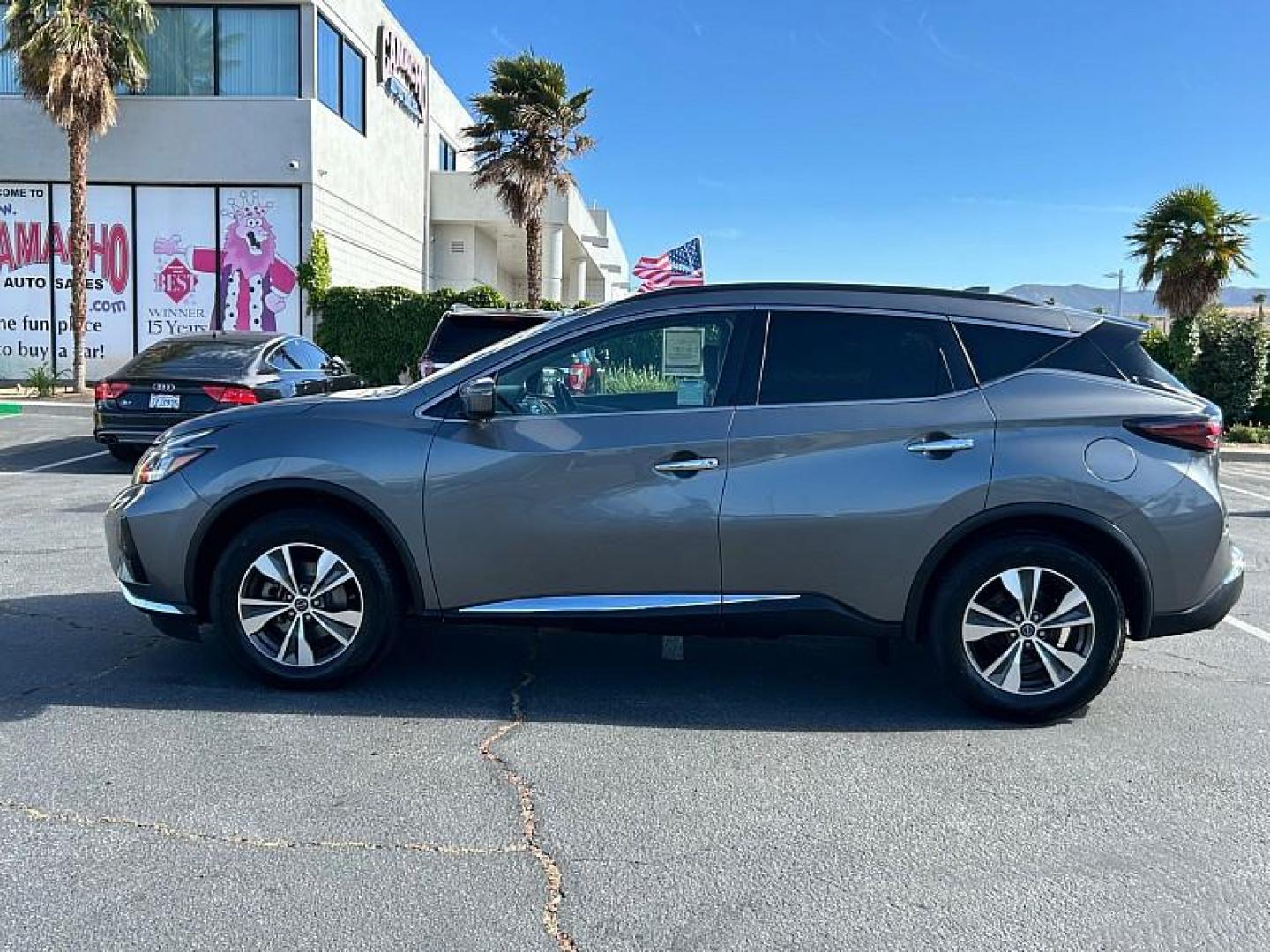 2023 GRAY Nissan Murano (5N1AZ2BJ5PC) with an V6 3.5 Liter engine, Automatic Xtronic CVT transmission, located at 412 Auto Vista Drive, Palmdale, CA, 93551, (661) 945-0620, 34.592636, -118.136681 - Photo#5