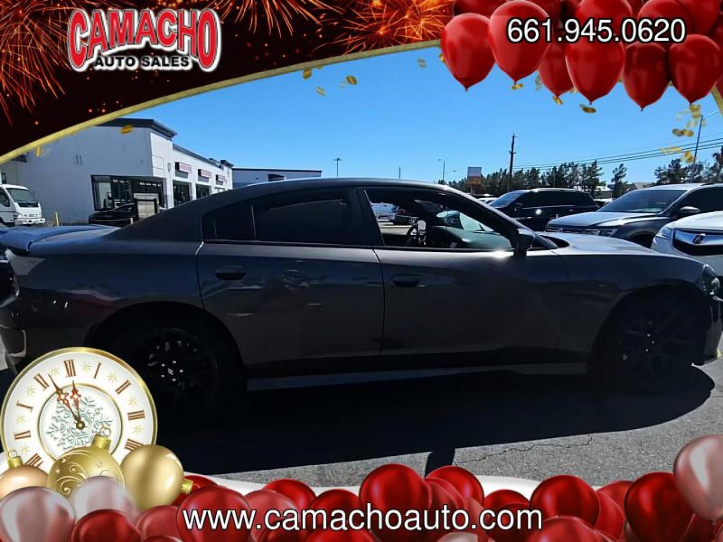 2017 GRAY Dodge Charger (2C3CDXCT8HH) with an V8 HEMI 5.7 Liter engine, Auto 8-Spd w/AutoStk transmission, located at 412 Auto Vista Drive, Palmdale, CA, 93551, (661) 945-0620, 34.592636, -118.136681 - Photo#1