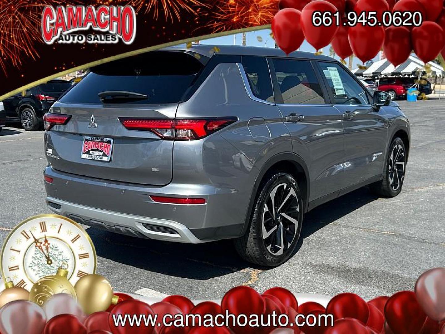 2024 SILVER Mitsubishi Outlander (JA4J3VA89RZ) with an 4-Cyl 2.5 Liter engine, Automatic CVT transmission, located at 412 Auto Vista Drive, Palmdale, CA, 93551, (661) 945-0620, 34.592636, -118.136681 - Photo#4