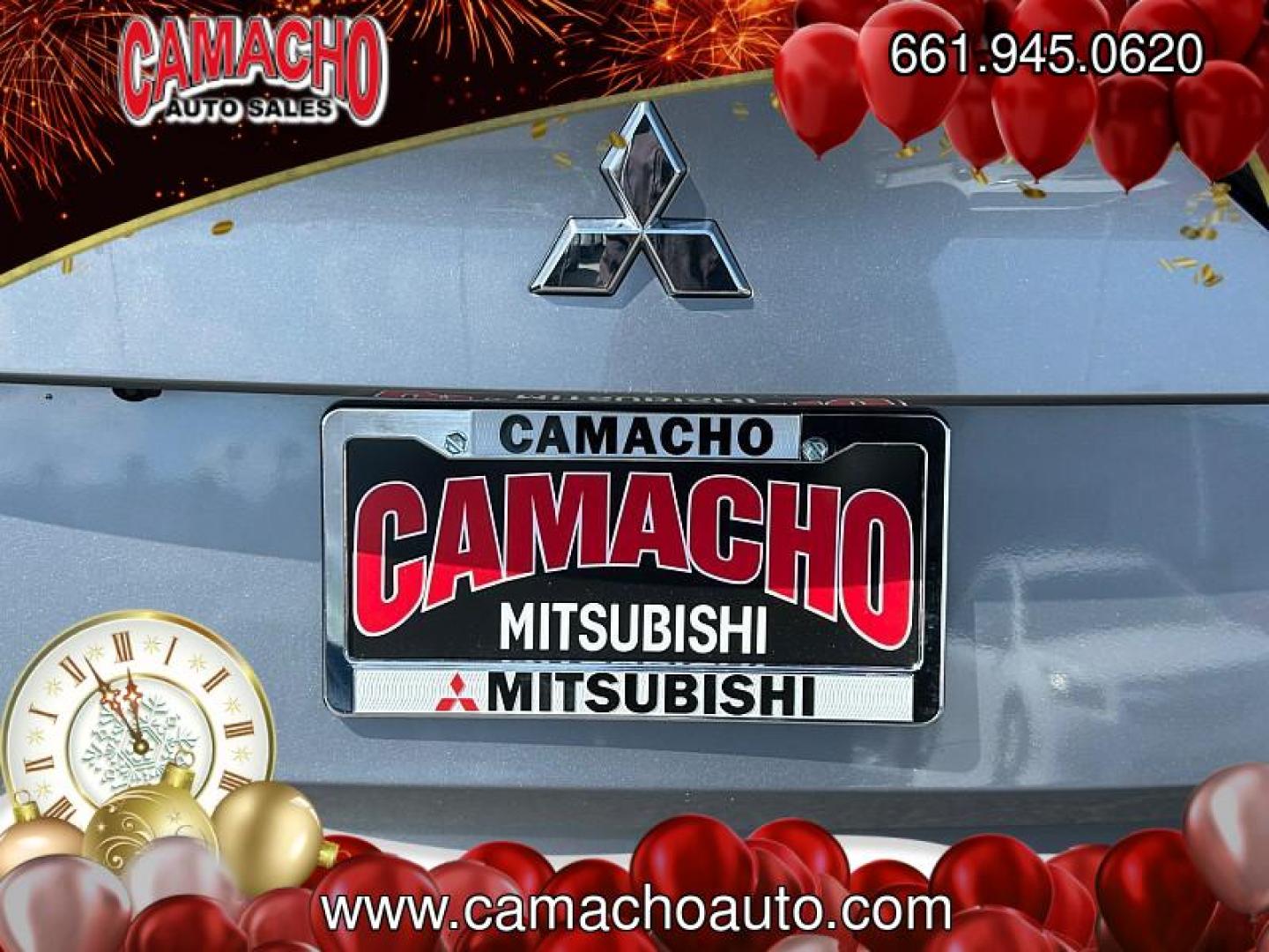 2024 SILVER Mitsubishi Outlander (JA4J3VA89RZ) with an 4-Cyl 2.5 Liter engine, Automatic CVT transmission, located at 412 Auto Vista Drive, Palmdale, CA, 93551, (661) 945-0620, 34.592636, -118.136681 - Photo#10