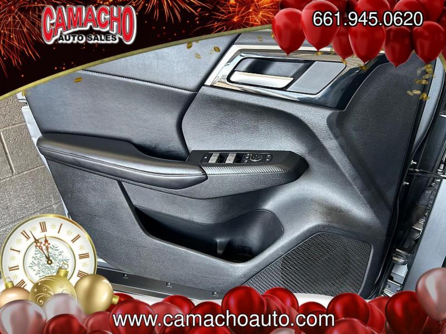 2024 SILVER Mitsubishi Outlander (JA4J3VA89RZ) with an 4-Cyl 2.5 Liter engine, Automatic CVT transmission, located at 412 Auto Vista Drive, Palmdale, CA, 93551, (661) 945-0620, 34.592636, -118.136681 - Photo#16