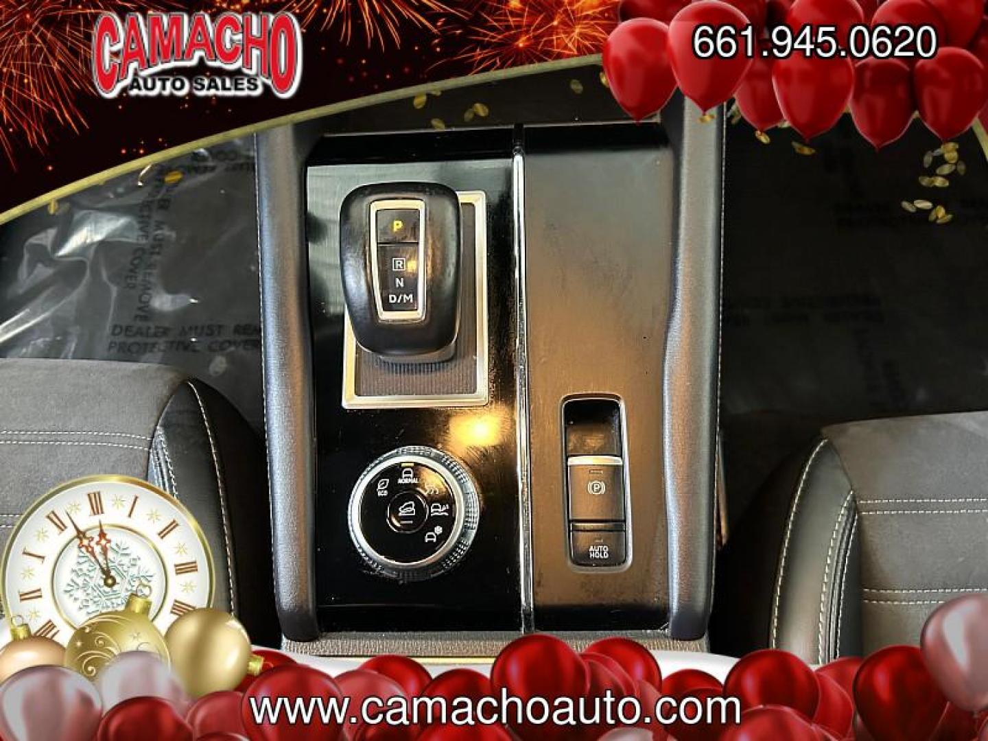 2024 SILVER Mitsubishi Outlander (JA4J3VA89RZ) with an 4-Cyl 2.5 Liter engine, Automatic CVT transmission, located at 412 Auto Vista Drive, Palmdale, CA, 93551, (661) 945-0620, 34.592636, -118.136681 - Photo#17