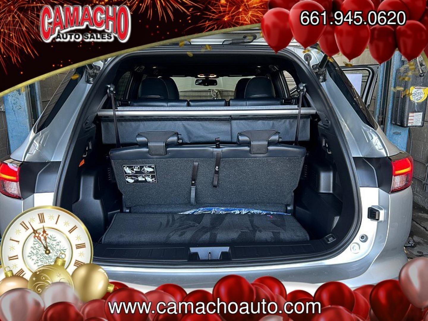 2025 GRAY Mitsubishi Outlander Plug-In Hybrid (JA4T5WA97SZ) with an 4-Cyl Hybrid 2.4 Liter engine, Automatic 1-Spd transmission, located at 412 Auto Vista Drive, Palmdale, CA, 93551, (661) 945-0620, 34.592636, -118.136681 - Photo#17