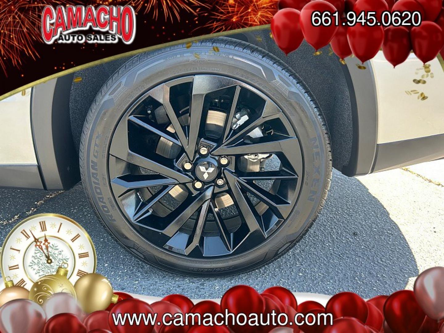 2025 GRAY Mitsubishi Outlander Plug-In Hybrid (JA4T5WA97SZ) with an 4-Cyl Hybrid 2.4 Liter engine, Automatic 1-Spd transmission, located at 412 Auto Vista Drive, Palmdale, CA, 93551, (661) 945-0620, 34.592636, -118.136681 - Photo#14