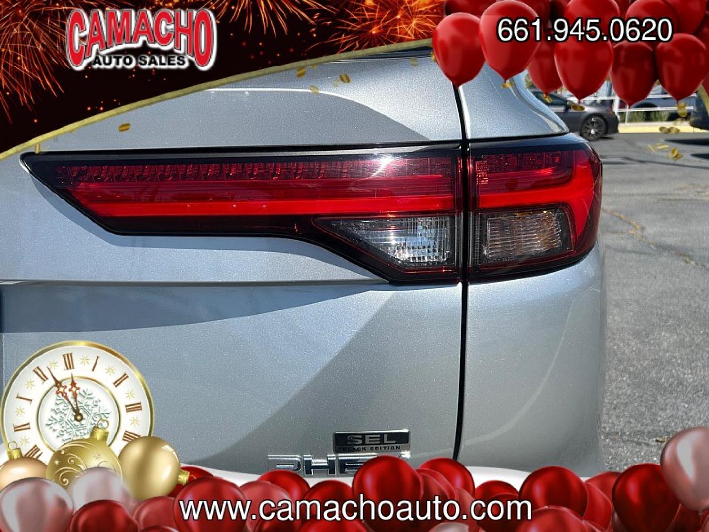 2025 GRAY Mitsubishi Outlander Plug-In Hybrid (JA4T5WA97SZ) with an 4-Cyl Hybrid 2.4 Liter engine, Automatic 1-Spd transmission, located at 412 Auto Vista Drive, Palmdale, CA, 93551, (661) 945-0620, 34.592636, -118.136681 - Photo#12