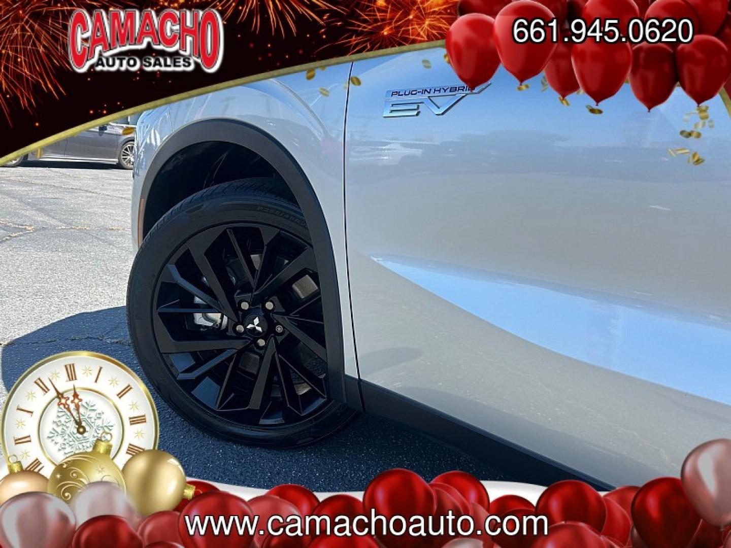2025 GRAY Mitsubishi Outlander Plug-In Hybrid (JA4T5WA97SZ) with an 4-Cyl Hybrid 2.4 Liter engine, Automatic 1-Spd transmission, located at 412 Auto Vista Drive, Palmdale, CA, 93551, (661) 945-0620, 34.592636, -118.136681 - Photo#10