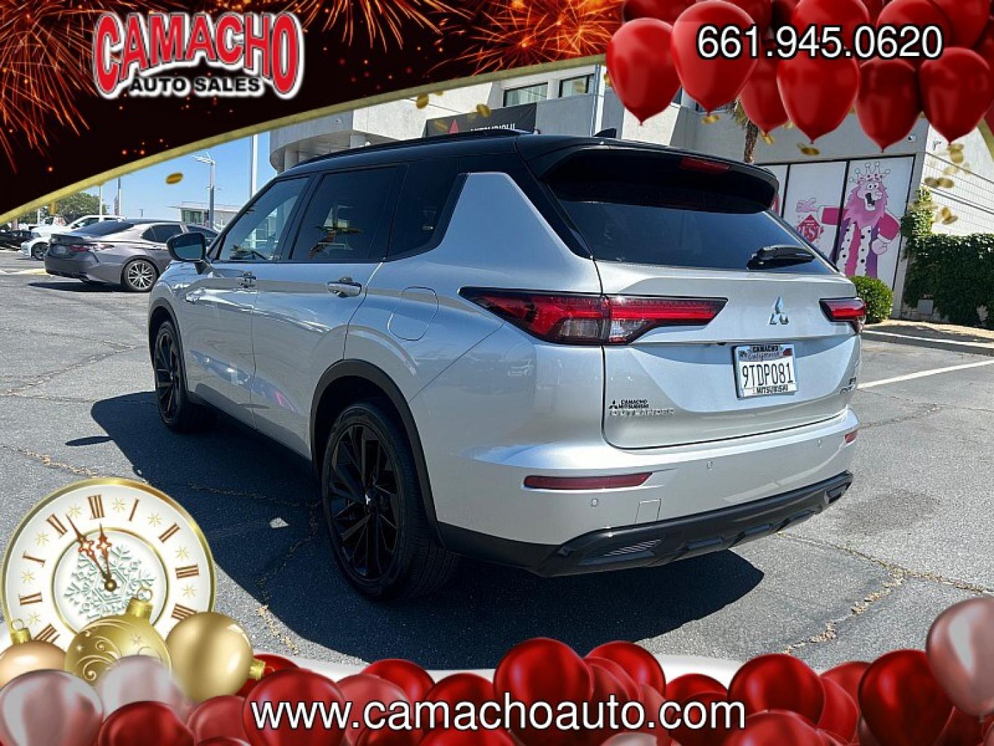 2025 GRAY Mitsubishi Outlander Plug-In Hybrid (JA4T5WA97SZ) with an 4-Cyl Hybrid 2.4 Liter engine, Automatic 1-Spd transmission, located at 412 Auto Vista Drive, Palmdale, CA, 93551, (661) 945-0620, 34.592636, -118.136681 - Photo#4
