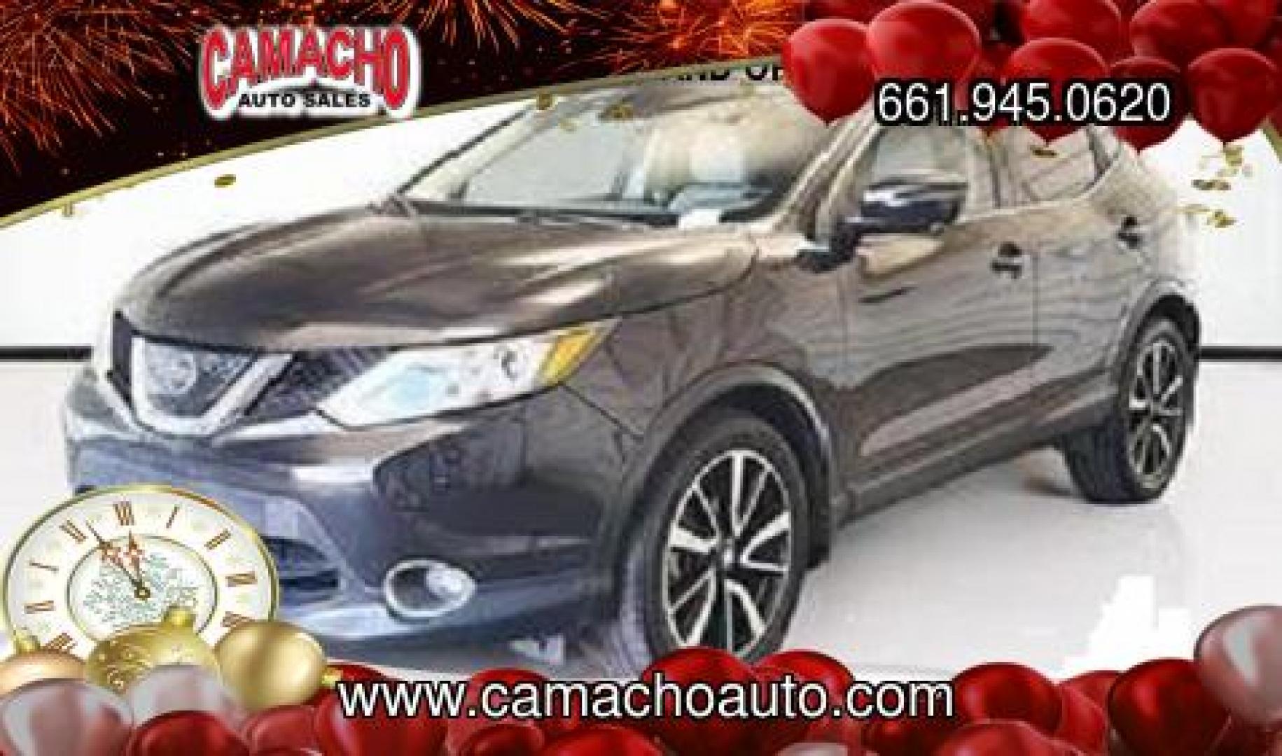 2017 GRAY Nissan Rogue (5N1AT2MN5HC) with an 4-Cyl 2.5 Liter engine, Auto CVT Xtronic transmission, located at 412 Auto Vista Drive, Palmdale, CA, 93551, (661) 945-0620, 34.592636, -118.136681 - Photo#1