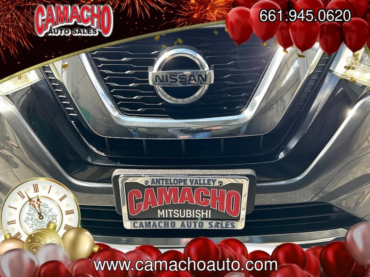 2017 GRAY Nissan Rogue (5N1AT2MN5HC) with an 4-Cyl 2.5 Liter engine, Auto CVT Xtronic transmission, located at 412 Auto Vista Drive, Palmdale, CA, 93551, (661) 945-0620, 34.592636, -118.136681 - Photo#9