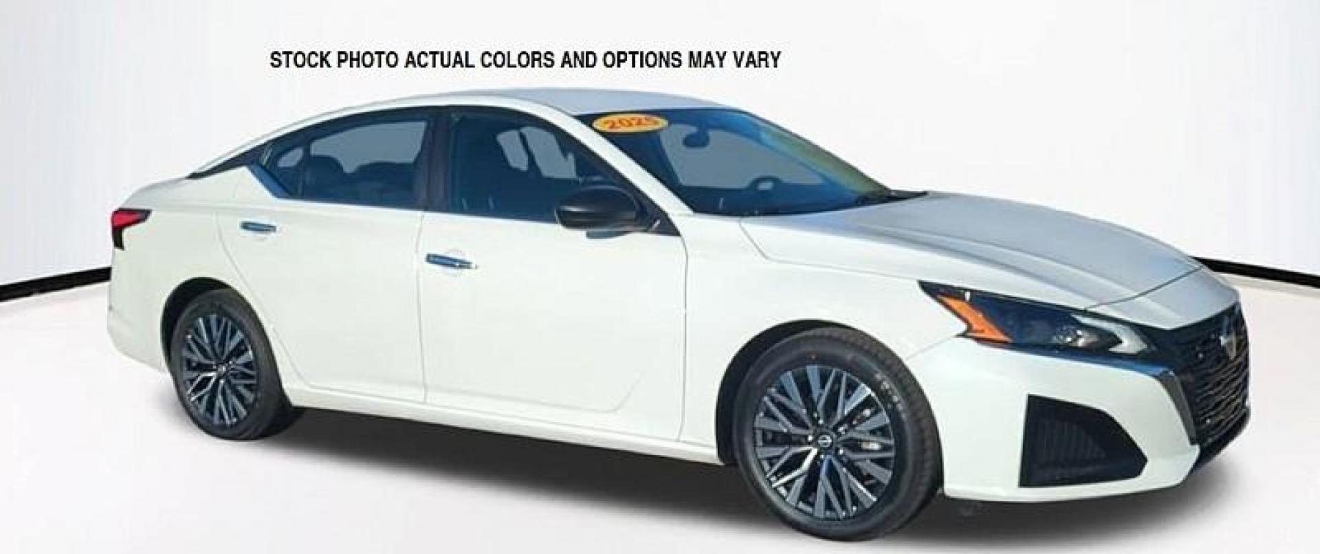 2025 WHITE Nissan Altima (1N4BL4DV6SN) with an 4-Cyl 2.5 Liter engine, Automatic CVT transmission, located at 412 Auto Vista Drive, Palmdale, CA, 93551, (661) 945-0620, 34.592636, -118.136681 - Photo#0