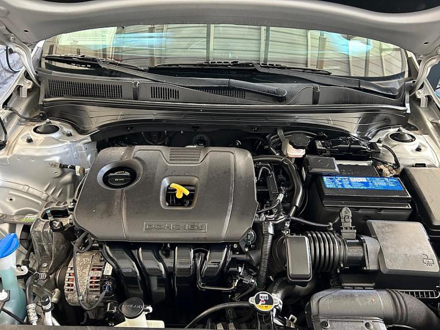 2021 GRAY Kia Forte (3KPF24AD5ME) with an 4-Cyl 2.0 Liter engine, Automatic IVT transmission, located at 412 Auto Vista Drive, Palmdale, CA, 93551, (661) 945-0620, 34.592636, -118.136681 - Photo#27