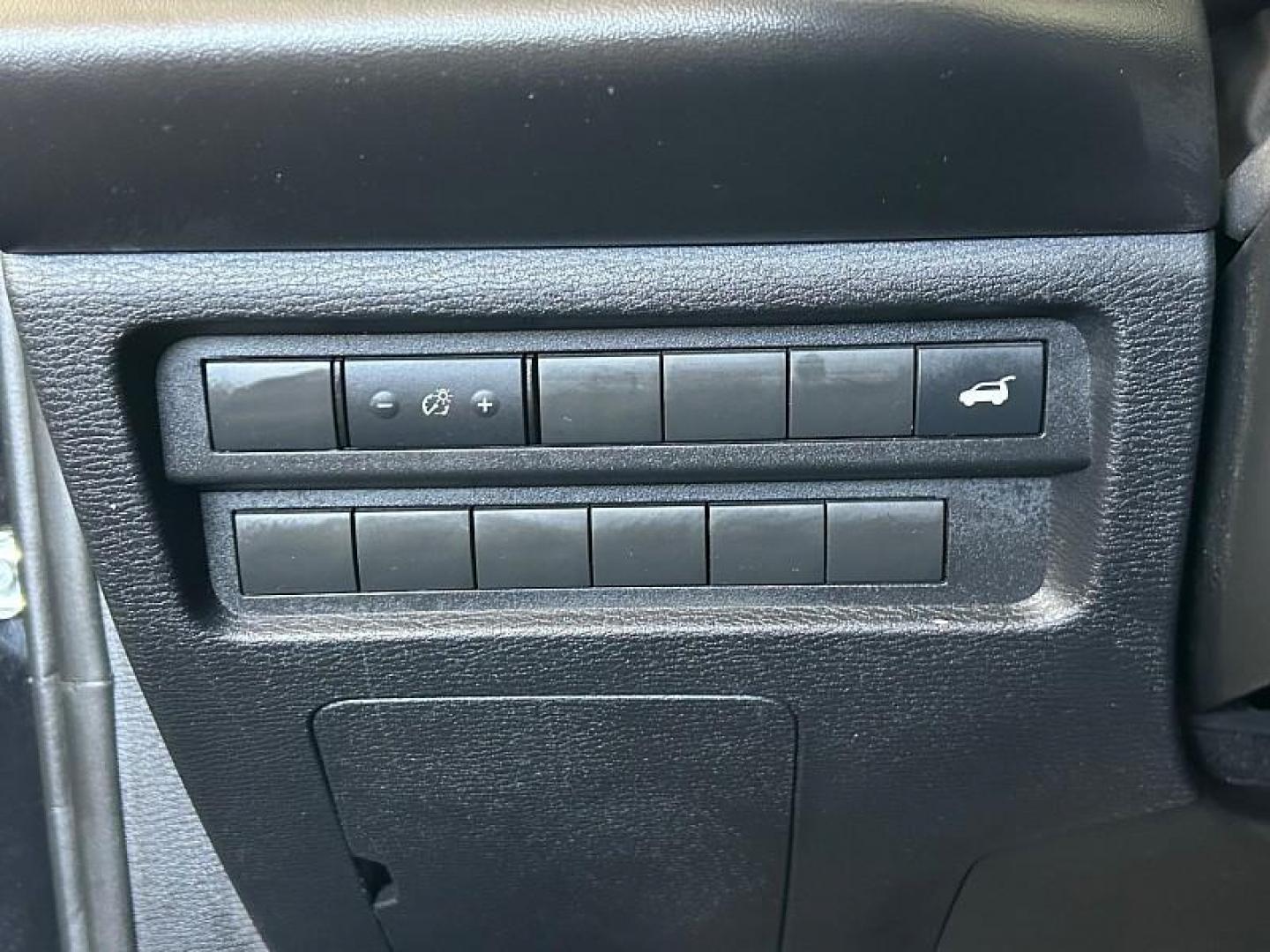 2024 BLACK Mitsubishi Outlander (JA4J3VA85RZ) with an 4-Cyl 2.5 Liter engine, Automatic CVT transmission, located at 412 Auto Vista Drive, Palmdale, CA, 93551, (661) 945-0620, 34.592636, -118.136681 - Photo#26