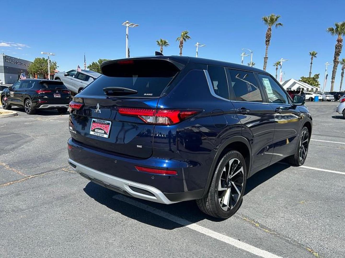 2024 BLUE Mitsubishi Outlander (JA4J4VA89RZ) with an 4-Cyl 2.5 Liter engine, Automatic CVT transmission, located at 412 Auto Vista Drive, Palmdale, CA, 93551, (661) 945-0620, 34.592636, -118.136681 - Photo#7