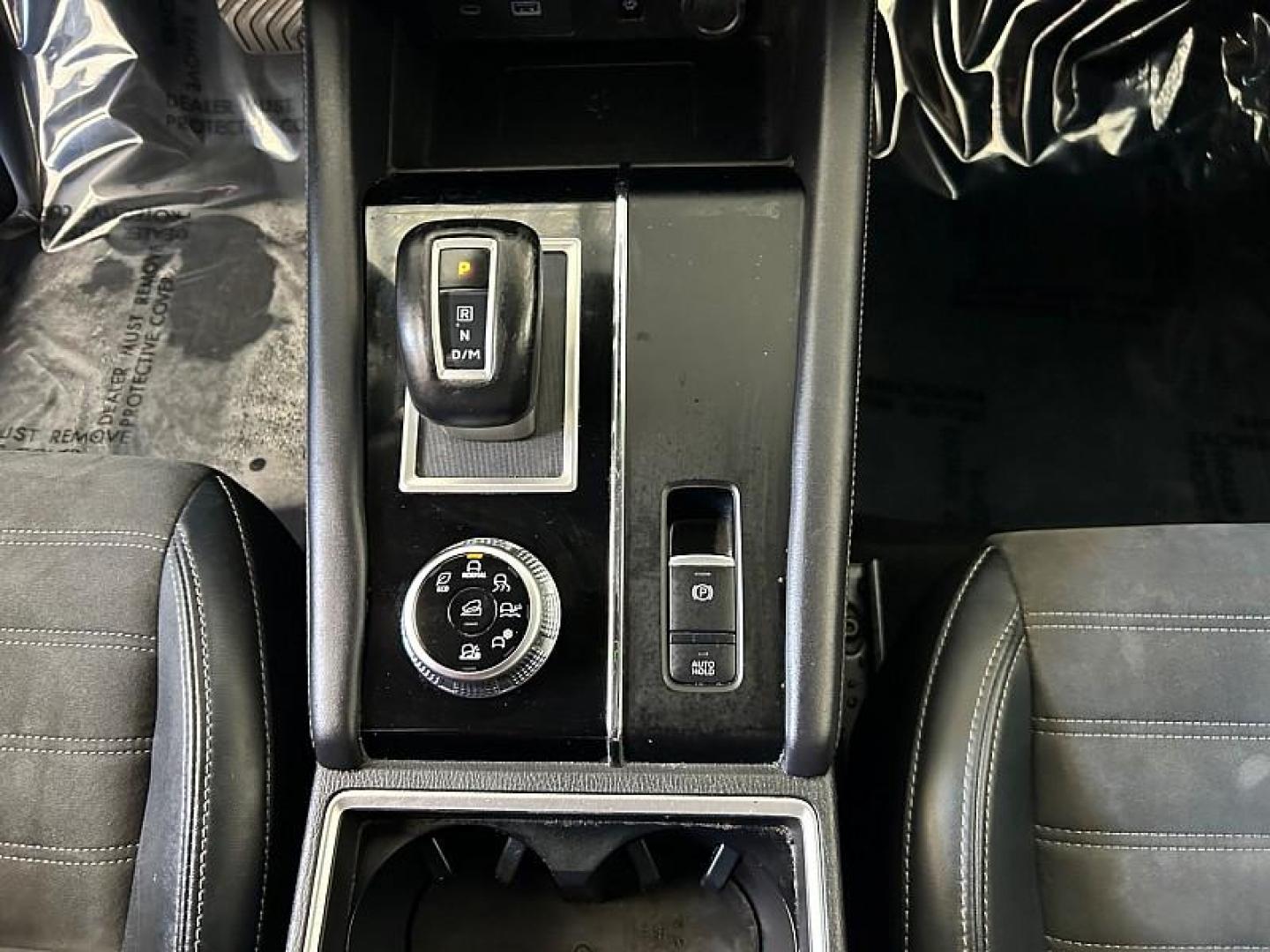 2024 BLUE Mitsubishi Outlander (JA4J4VA89RZ) with an 4-Cyl 2.5 Liter engine, Automatic CVT transmission, located at 412 Auto Vista Drive, Palmdale, CA, 93551, (661) 945-0620, 34.592636, -118.136681 - Photo#18