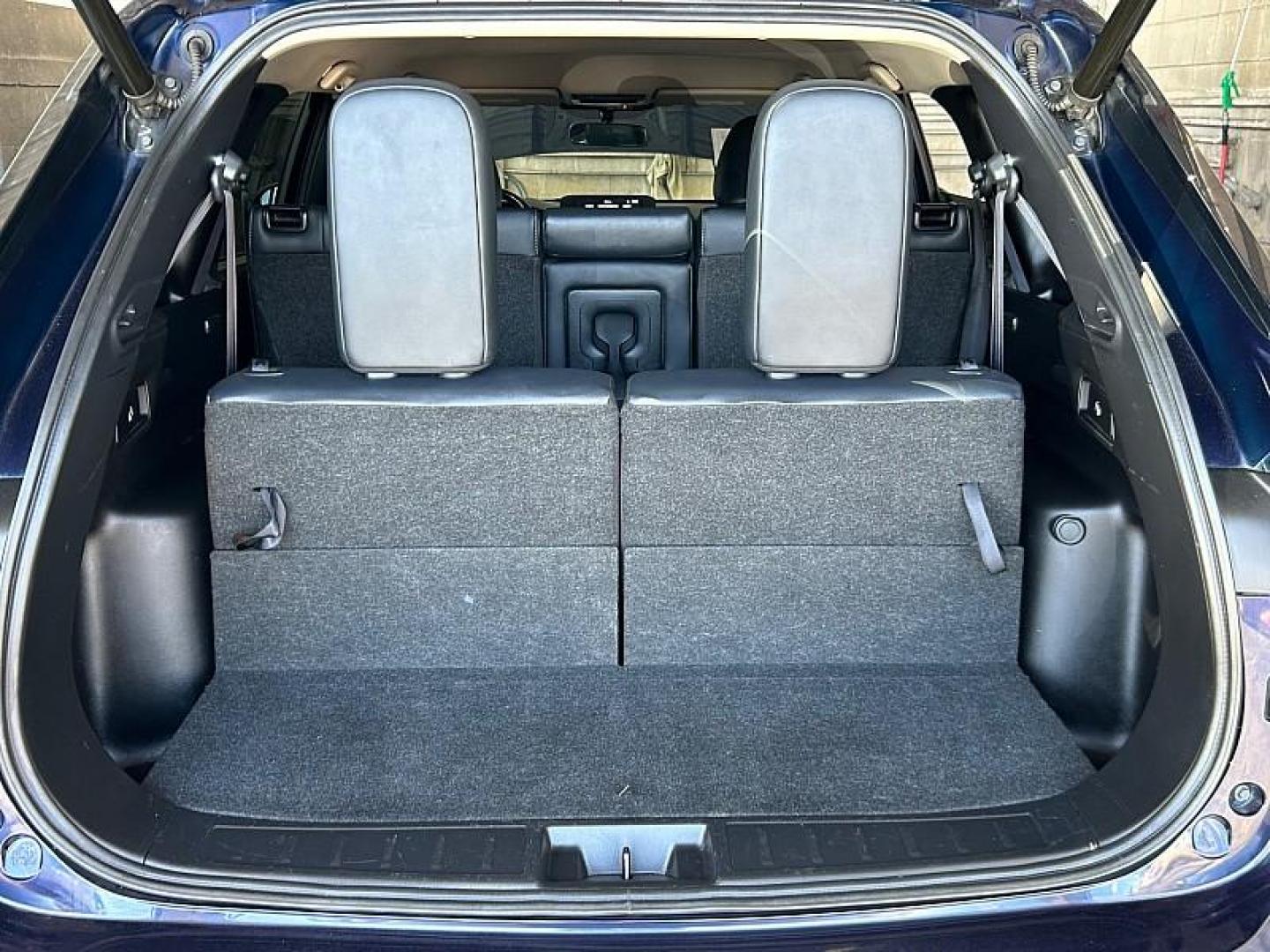 2024 BLUE Mitsubishi Outlander (JA4J4VA89RZ) with an 4-Cyl 2.5 Liter engine, Automatic CVT transmission, located at 412 Auto Vista Drive, Palmdale, CA, 93551, (661) 945-0620, 34.592636, -118.136681 - Photo#30