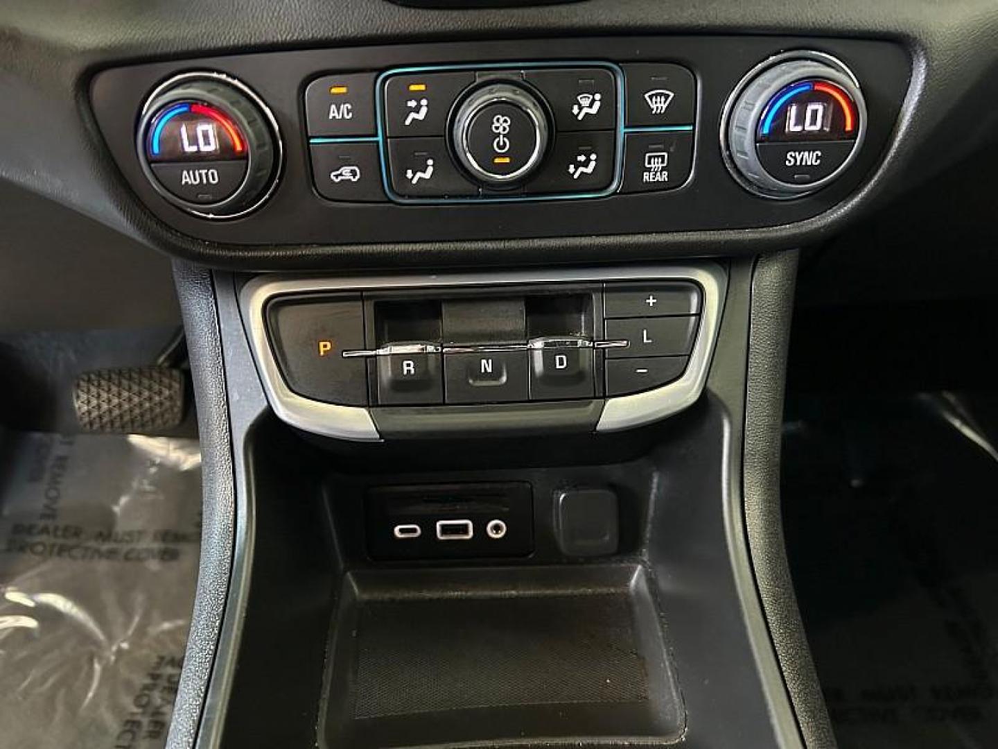 2024 SILVER Nissan Rogue (JN8BT3BB3RW) with an 3-Cyl Turbo 1.5 Liter engine, Automatic CVT transmission, located at 412 Auto Vista Drive, Palmdale, CA, 93551, (661) 945-0620, 34.592636, -118.136681 - Photo#19