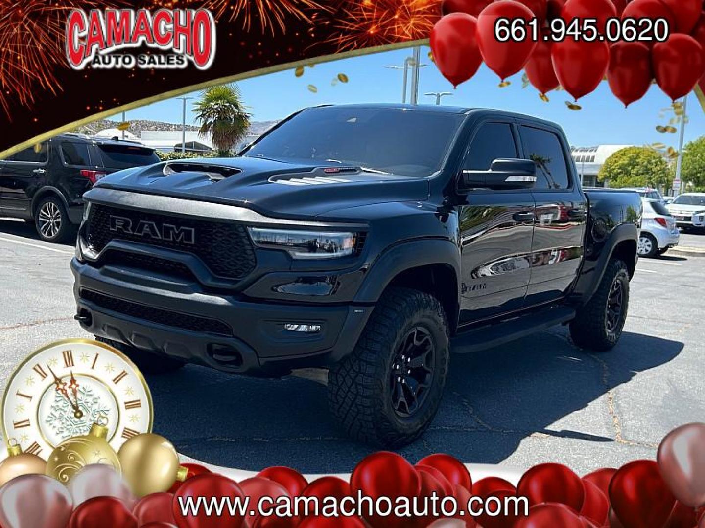 2022 BLACK Ram 1500 4WD (1C6SRFU91NN) with an V8 HEMI 6.2 Liter engine, Automatic 8-Spd transmission, located at 412 Auto Vista Drive, Palmdale, CA, 93551, (661) 945-0620, 34.592636, -118.136681 - Photo#2