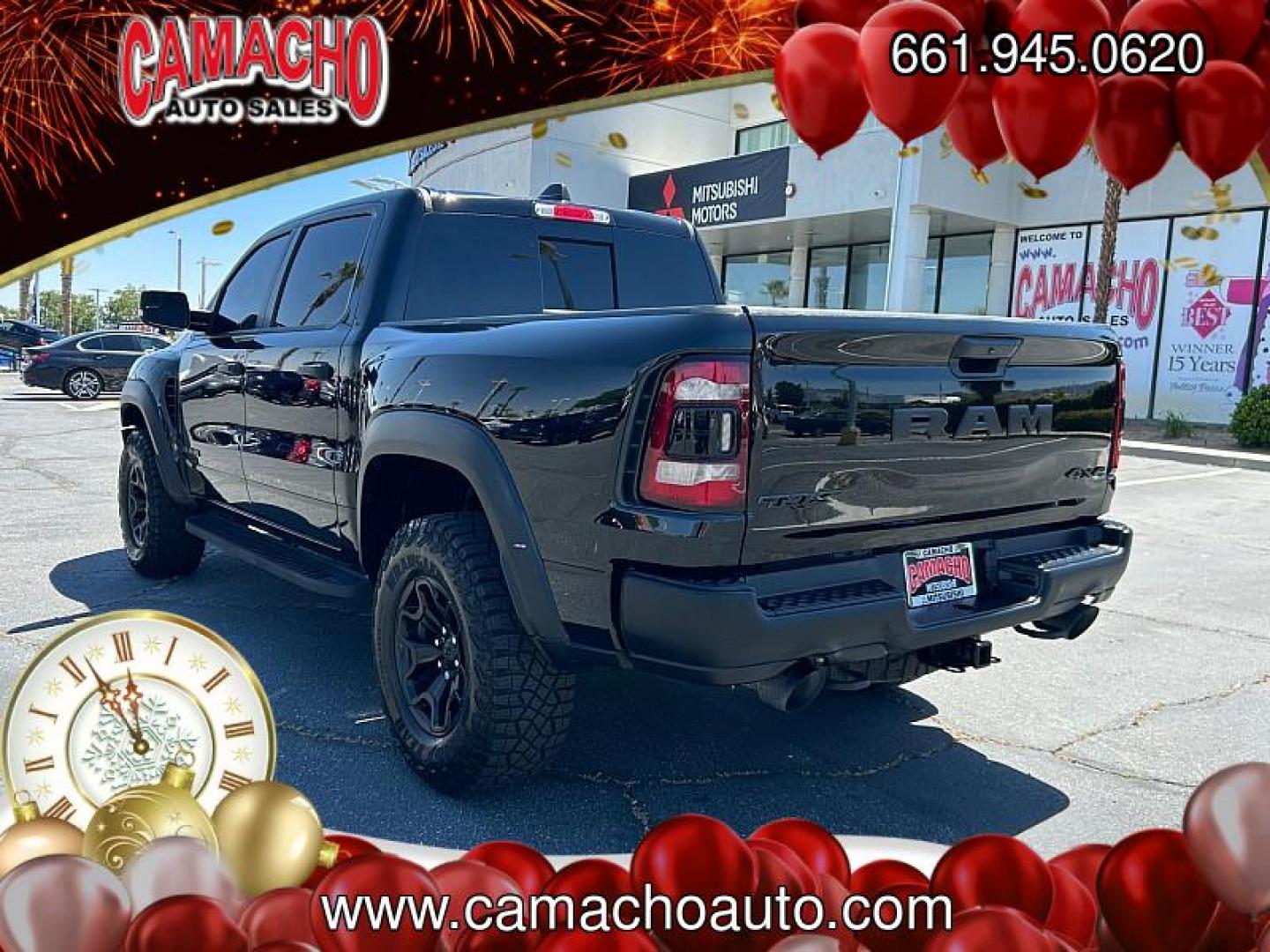 2022 BLACK Ram 1500 4WD (1C6SRFU91NN) with an V8 HEMI 6.2 Liter engine, Automatic 8-Spd transmission, located at 412 Auto Vista Drive, Palmdale, CA, 93551, (661) 945-0620, 34.592636, -118.136681 - Photo#6