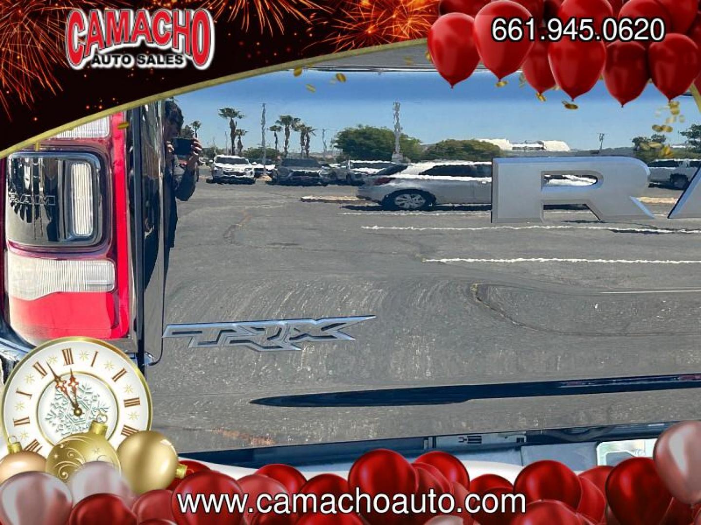 2022 BLACK Ram 1500 4WD (1C6SRFU91NN) with an V8 HEMI 6.2 Liter engine, Automatic 8-Spd transmission, located at 412 Auto Vista Drive, Palmdale, CA, 93551, (661) 945-0620, 34.592636, -118.136681 - Photo#17