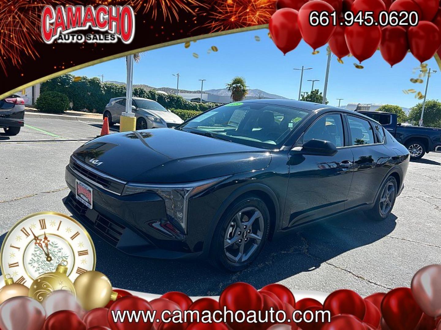 2025 black Kia K4 (3KPFT4DEXSE) with an 4-Cyl 2.0 Liter engine, Automatic IVT transmission, located at 412 Auto Vista Drive, Palmdale, CA, 93551, (661) 945-0620, 34.592636, -118.136681- Photo#2