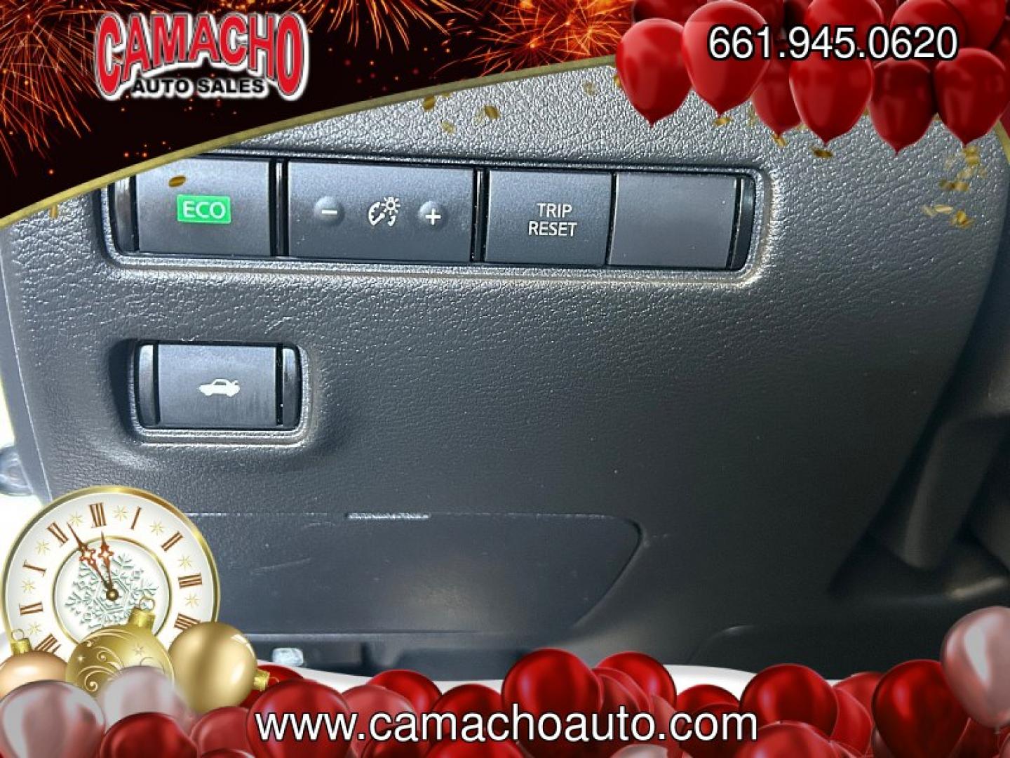 2021 WHITE Nissan Sentra (3N1AB8CV1MY) with an 4-Cyl 2.0 Liter engine, Automatic CVT w/Xtronic transmission, located at 412 Auto Vista Drive, Palmdale, CA, 93551, (661) 945-0620, 34.592636, -118.136681 - Photo#27