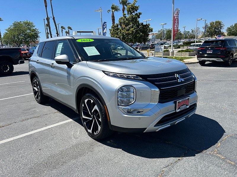 photo of 2024 Mitsubishi Outlander 