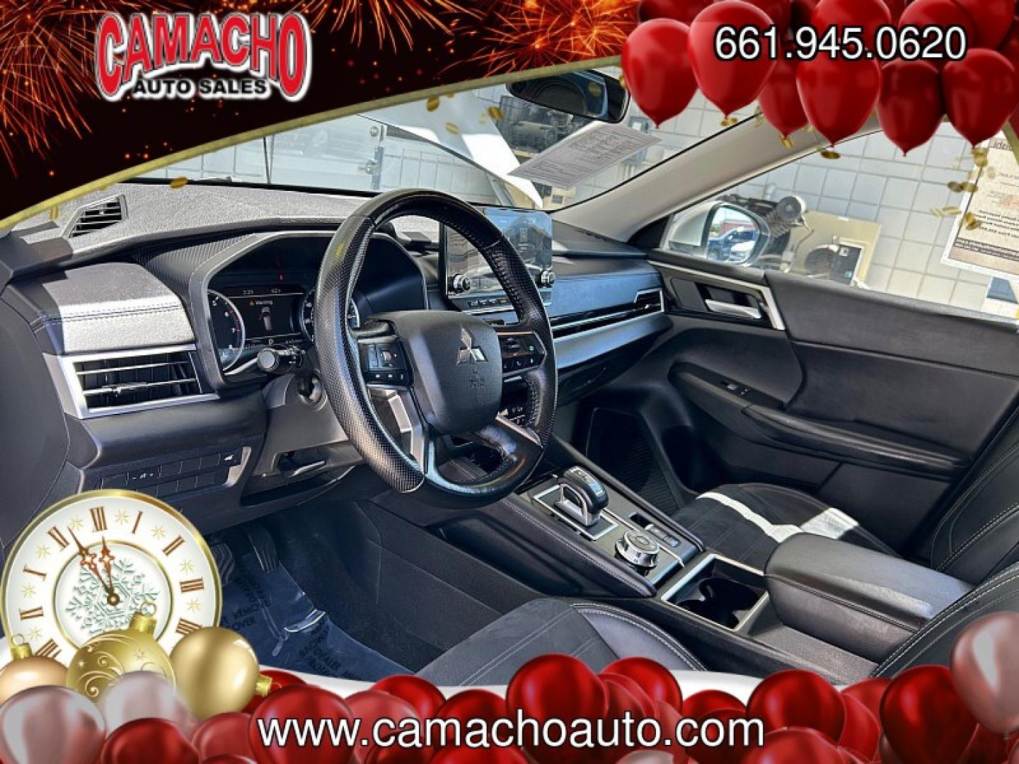 2024 SILVER Mitsubishi Outlander (JA4J4VA88RZ) with an 4-Cyl 2.5 Liter engine, Automatic CVT transmission, located at 412 Auto Vista Drive, Palmdale, CA, 93551, (661) 945-0620, 34.592636, -118.136681 - Photo#17