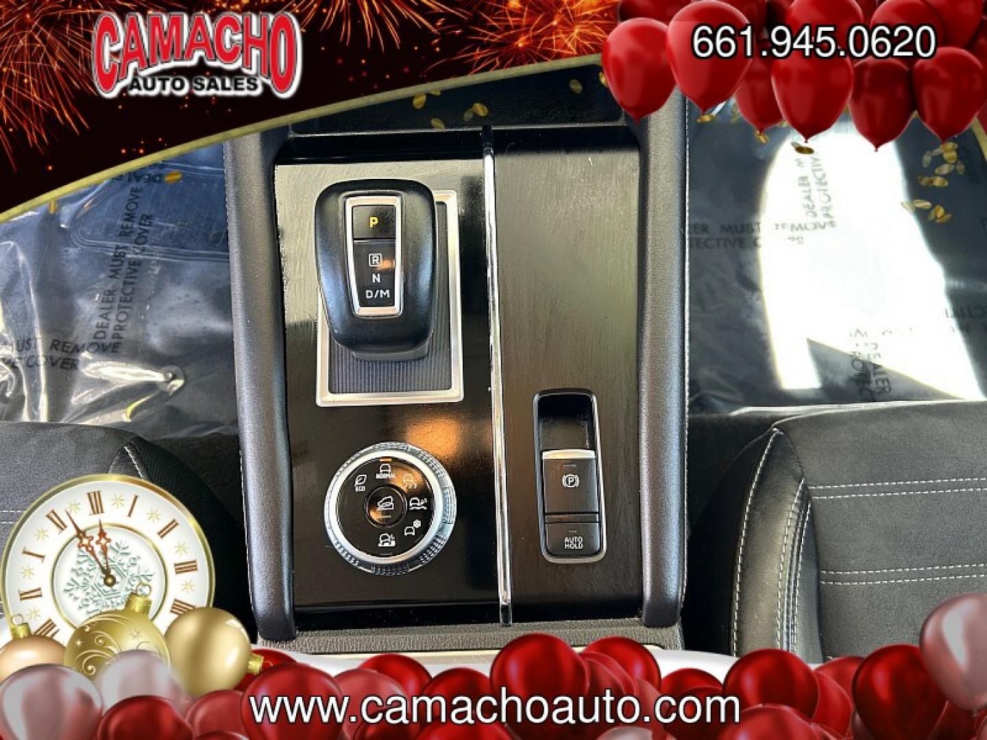2024 SILVER Mitsubishi Outlander (JA4J4VA88RZ) with an 4-Cyl 2.5 Liter engine, Automatic CVT transmission, located at 412 Auto Vista Drive, Palmdale, CA, 93551, (661) 945-0620, 34.592636, -118.136681 - Photo#20