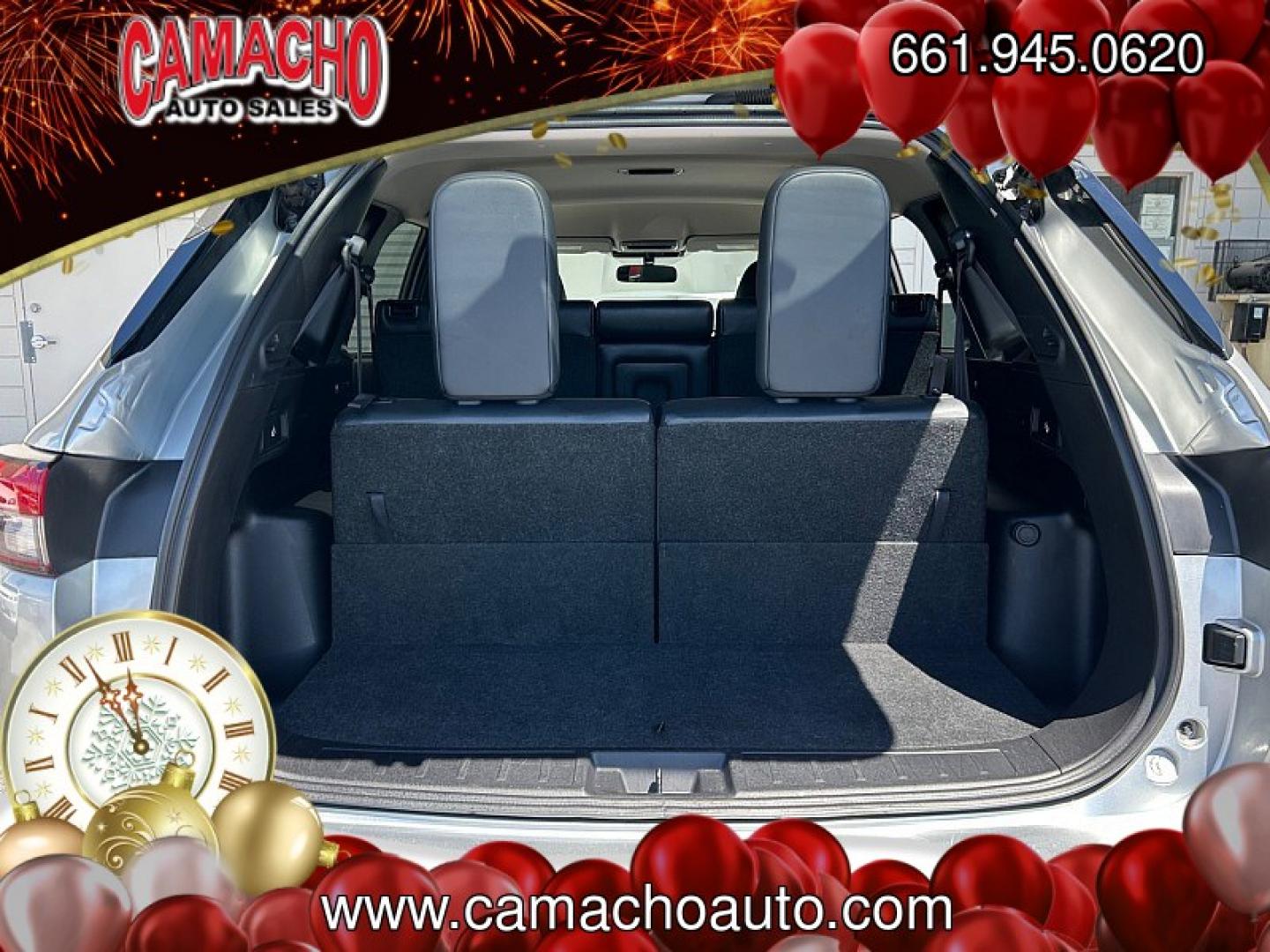 2024 SILVER Mitsubishi Outlander (JA4J4VA88RZ) with an 4-Cyl 2.5 Liter engine, Automatic CVT transmission, located at 412 Auto Vista Drive, Palmdale, CA, 93551, (661) 945-0620, 34.592636, -118.136681 - Photo#30