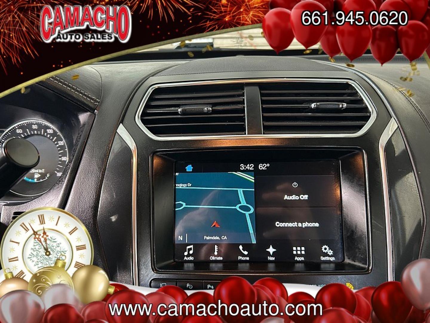 2017 SILVER Ford Explorer (1FM5K8HT2HG) with an V6 EcoBoost TT 3.5L engine, Auto 6-Spd SelectShift transmission, located at 412 Auto Vista Drive, Palmdale, CA, 93551, (661) 945-0620, 34.592636, -118.136681 - Photo#20