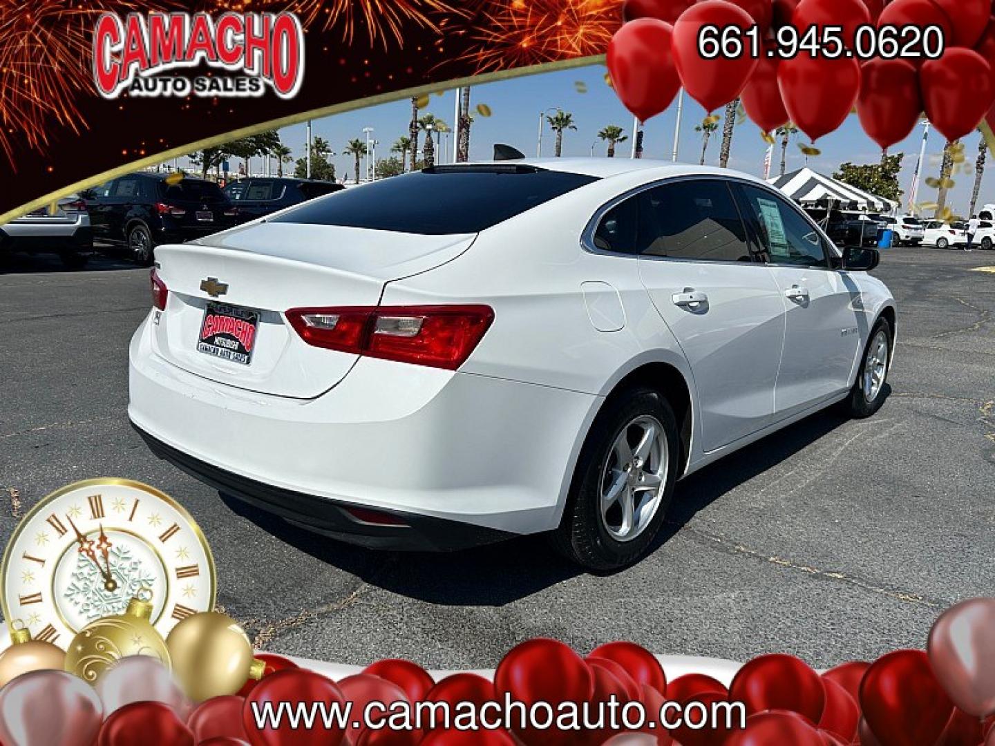 2018 WHITE Chevrolet Malibu (1G1ZC5ST4JF) with an 4-Cyl Turbo 1.5 Liter engine, Automatic 6-Spd transmission, located at 412 Auto Vista Drive, Palmdale, CA, 93551, (661) 945-0620, 34.592636, -118.136681- Photo#2