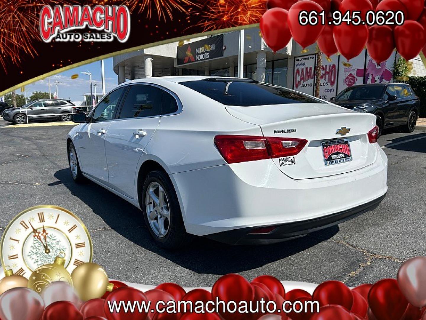 2018 WHITE Chevrolet Malibu (1G1ZC5ST4JF) with an 4-Cyl Turbo 1.5 Liter engine, Automatic 6-Spd transmission, located at 412 Auto Vista Drive, Palmdale, CA, 93551, (661) 945-0620, 34.592636, -118.136681- Photo#4