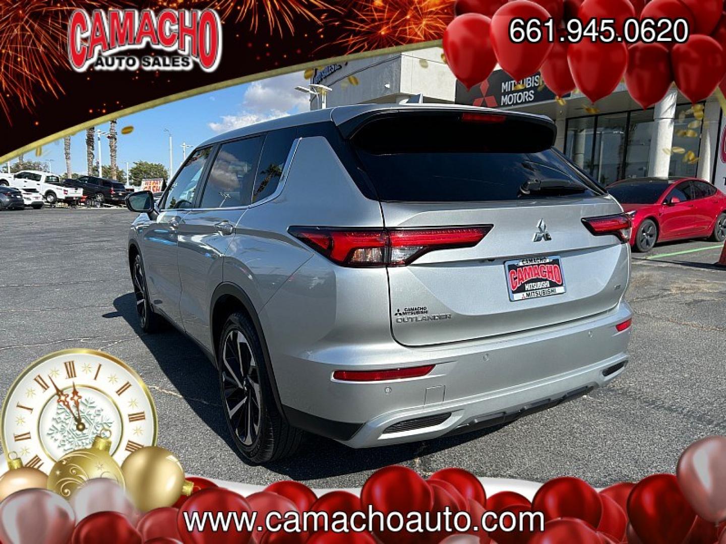 2024 BLACK Mitsubishi Outlander (JA4J3VA89RZ) with an 4-Cyl 2.5 Liter engine, Automatic CVT transmission, located at 412 Auto Vista Drive, Palmdale, CA, 93551, (661) 945-0620, 34.592636, -118.136681- Photo#2
