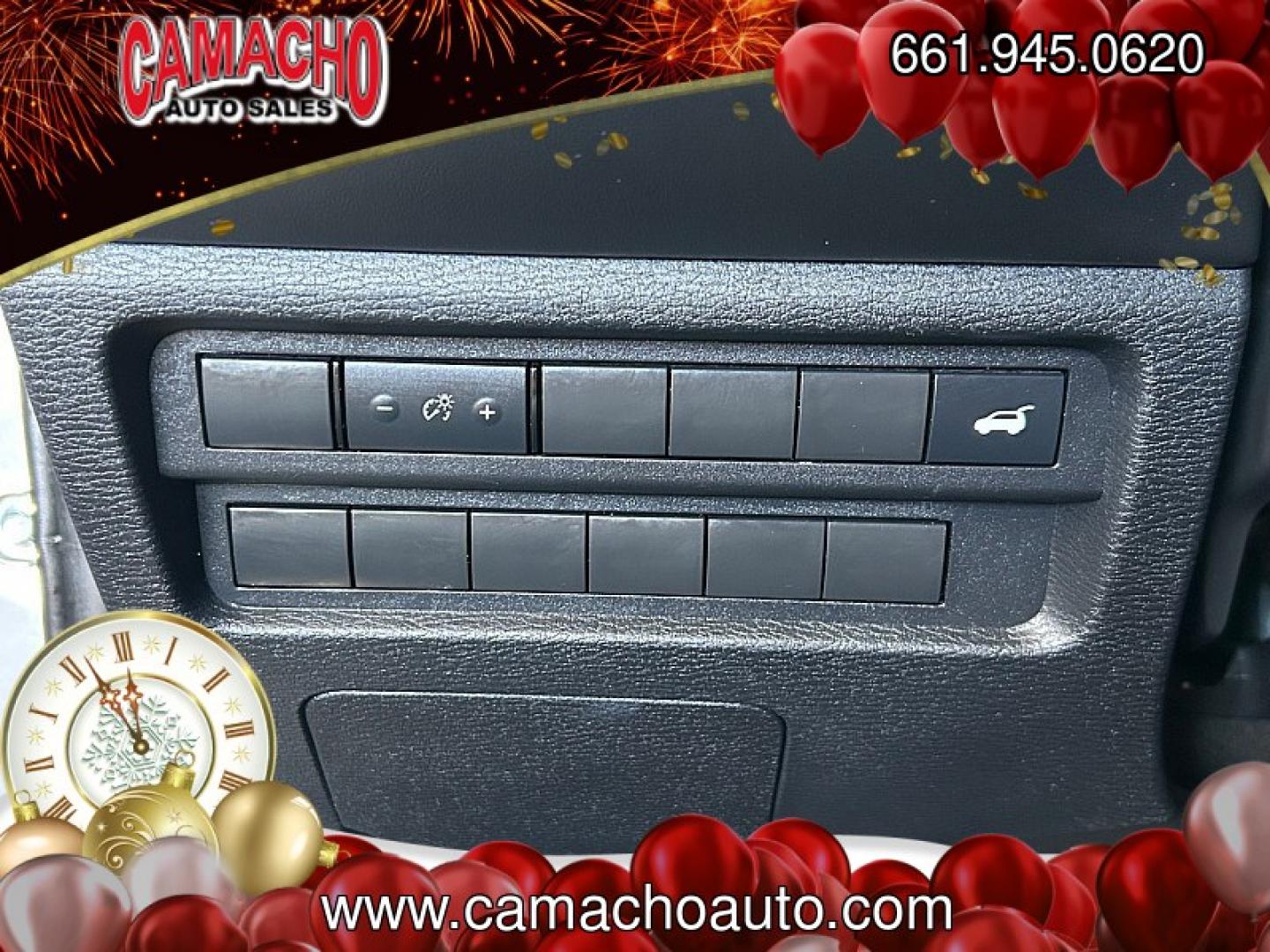 2024 BLACK Mitsubishi Outlander (JA4J3VA89RZ) with an 4-Cyl 2.5 Liter engine, Automatic CVT transmission, located at 412 Auto Vista Drive, Palmdale, CA, 93551, (661) 945-0620, 34.592636, -118.136681- Photo#25