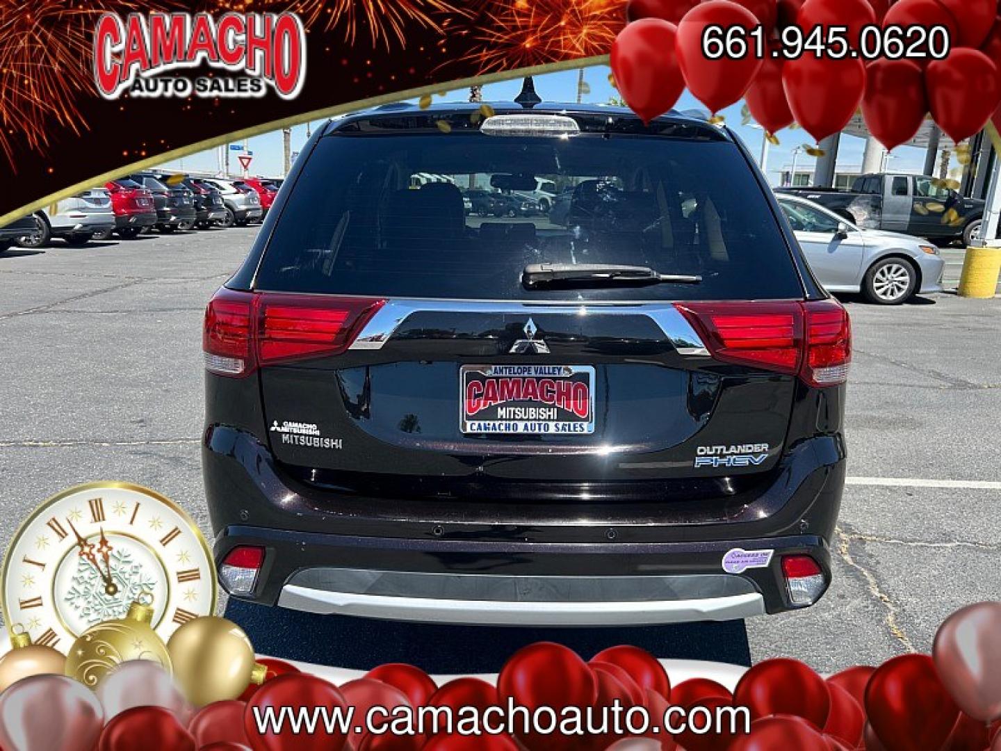 2018 RUBY BLACK Mitsubishi Outlander Plug-In Hybrid (JA4J24A58JZ) with an 4-Cyl Hybrid 2.0 Liter engine, Single-Speed Fixed Gear transmission, located at 412 Auto Vista Drive, Palmdale, CA, 93551, (661) 945-0620, 34.592636, -118.136681- Photo#3