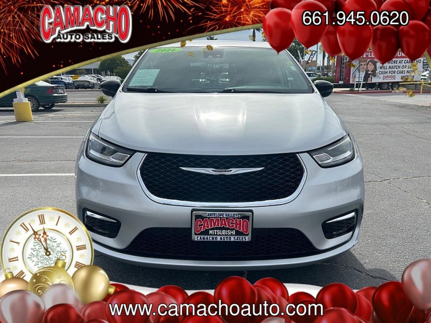 2024 WHITE Chrysler Pacifica (2C4RC1BG0RR) with an V6 3.6 Liter engine, Automatic 9-Spd transmission, located at 412 Auto Vista Drive, Palmdale, CA, 93551, (661) 945-0620, 34.592636, -118.136681- Photo#1