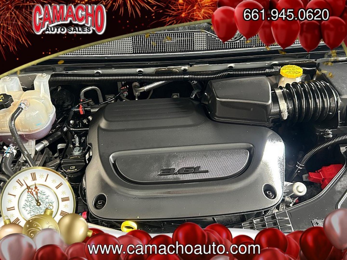 2024 WHITE Chrysler Pacifica (2C4RC1BG0RR) with an V6 3.6 Liter engine, Automatic 9-Spd transmission, located at 412 Auto Vista Drive, Palmdale, CA, 93551, (661) 945-0620, 34.592636, -118.136681- Photo#31
