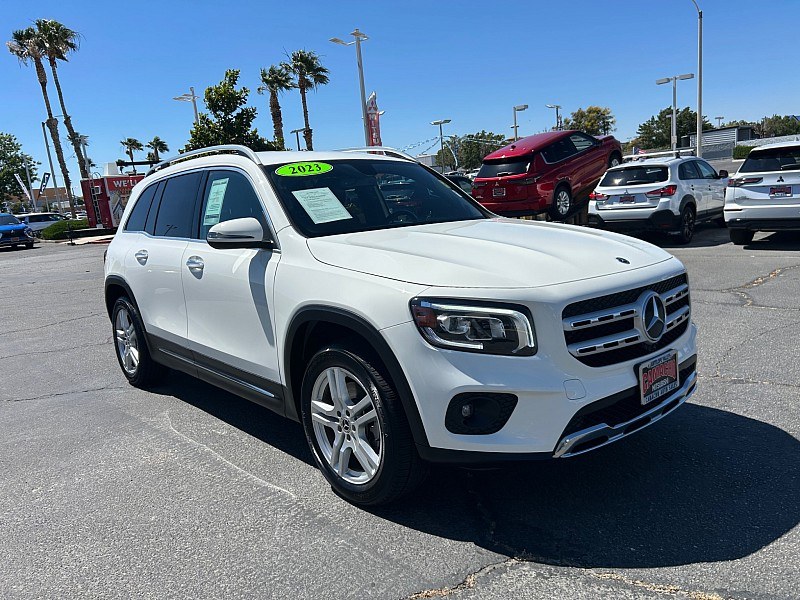photo of 2023 Mercedes-Benz GLB 