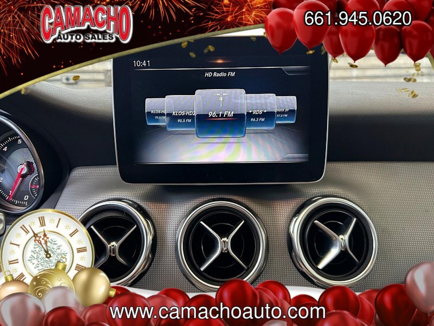 2019 White Mercedes-Benz GLA-Class (WDCTG4EB9KU) with an 4-Cyl Turbo 2.0 Liter engine, Automatic 7-Spd w/7G-DCT transmission, located at 412 Auto Vista Drive, Palmdale, CA, 93551, (661) 945-0620, 34.592636, -118.136681- Photo#9