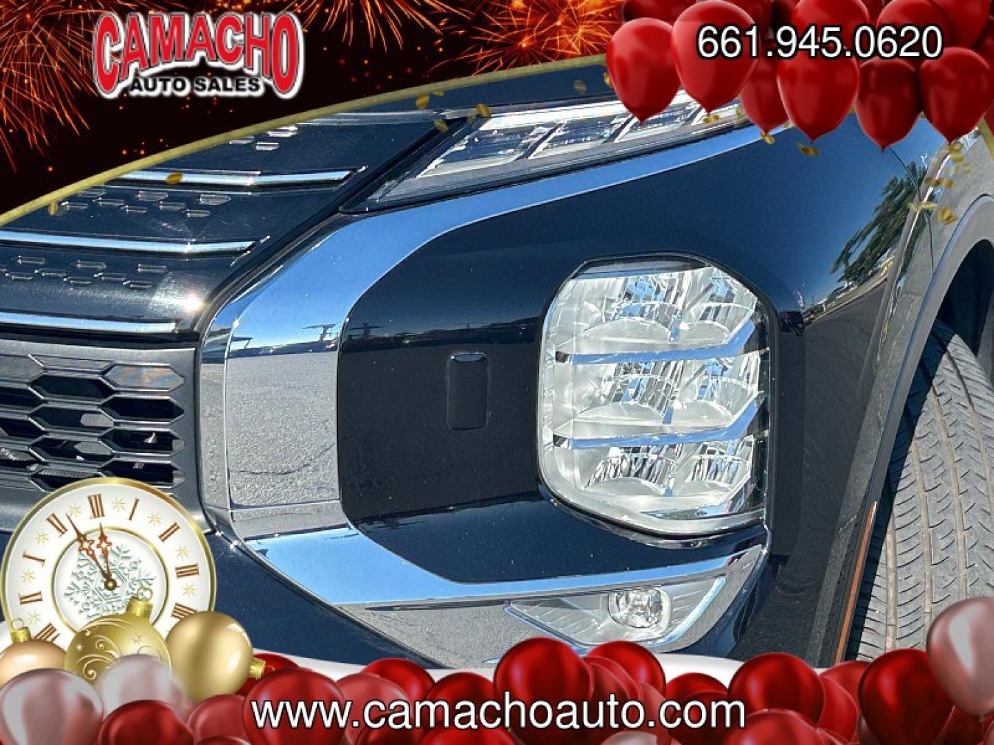 2024 Black Mitsubishi Outlander (JA4J4VA80RZ) with an 4-Cyl 2.5 Liter engine, Automatic CVT transmission, located at 412 Auto Vista Drive, Palmdale, CA, 93551, (661) 945-0620, 34.592636, -118.136681- Photo#9