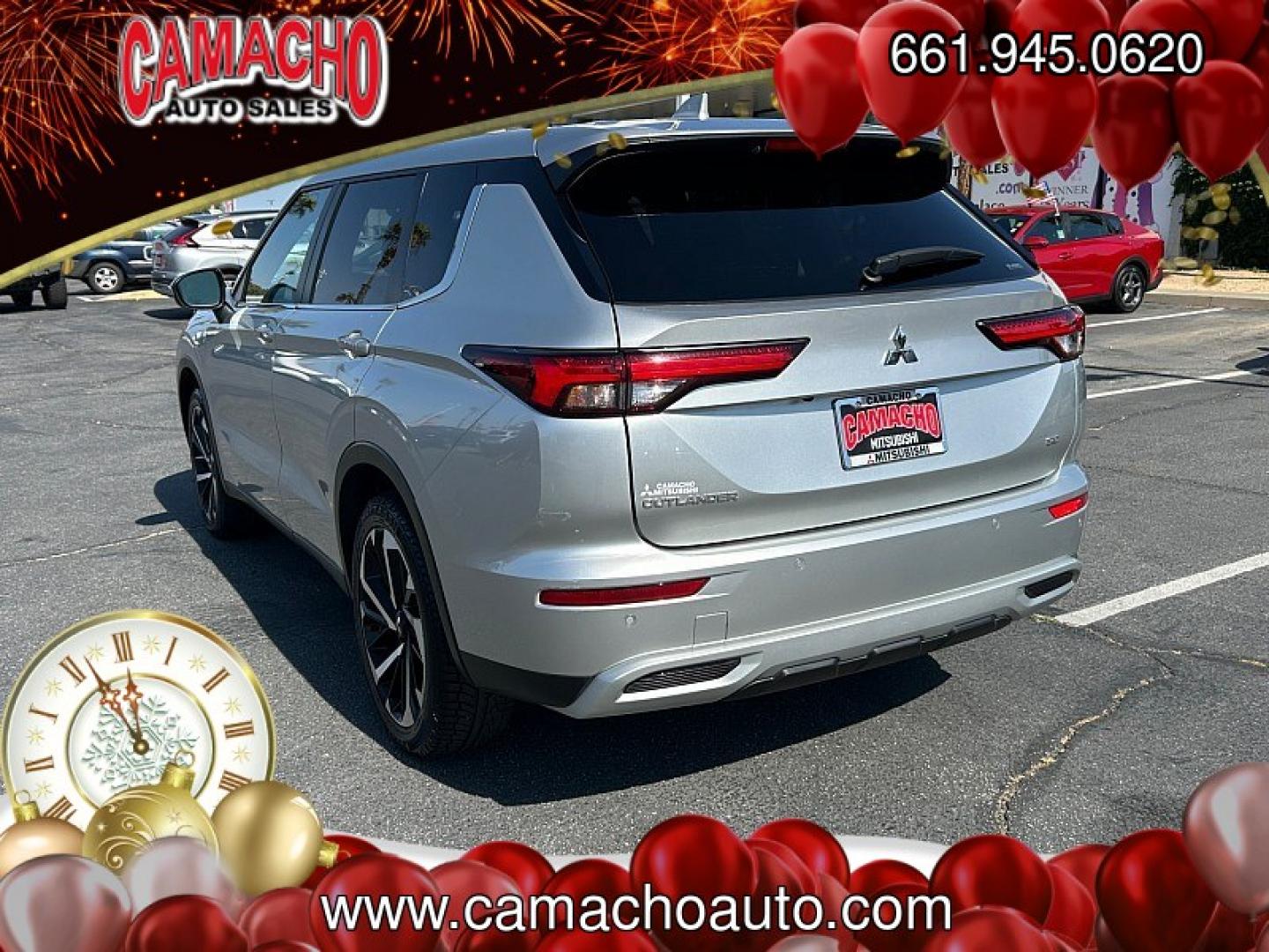 2024 Silver Mitsubishi Outlander (JA4J4VA84RZ) with an 4-Cyl 2.5 Liter engine, Automatic CVT transmission, located at 412 Auto Vista Drive, Palmdale, CA, 93551, (661) 945-0620, 34.592636, -118.136681- Photo#2
